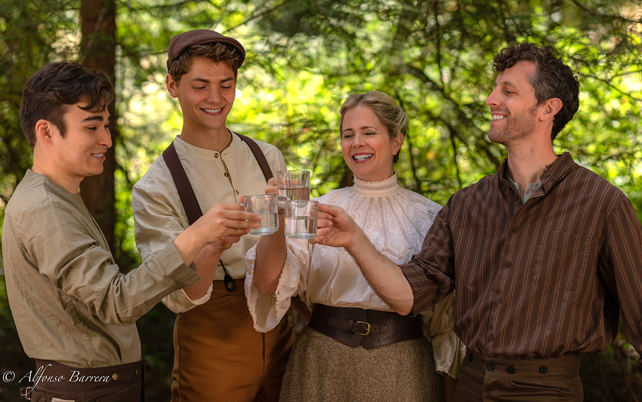 Tuck-Family-Spring-Water_6291.png