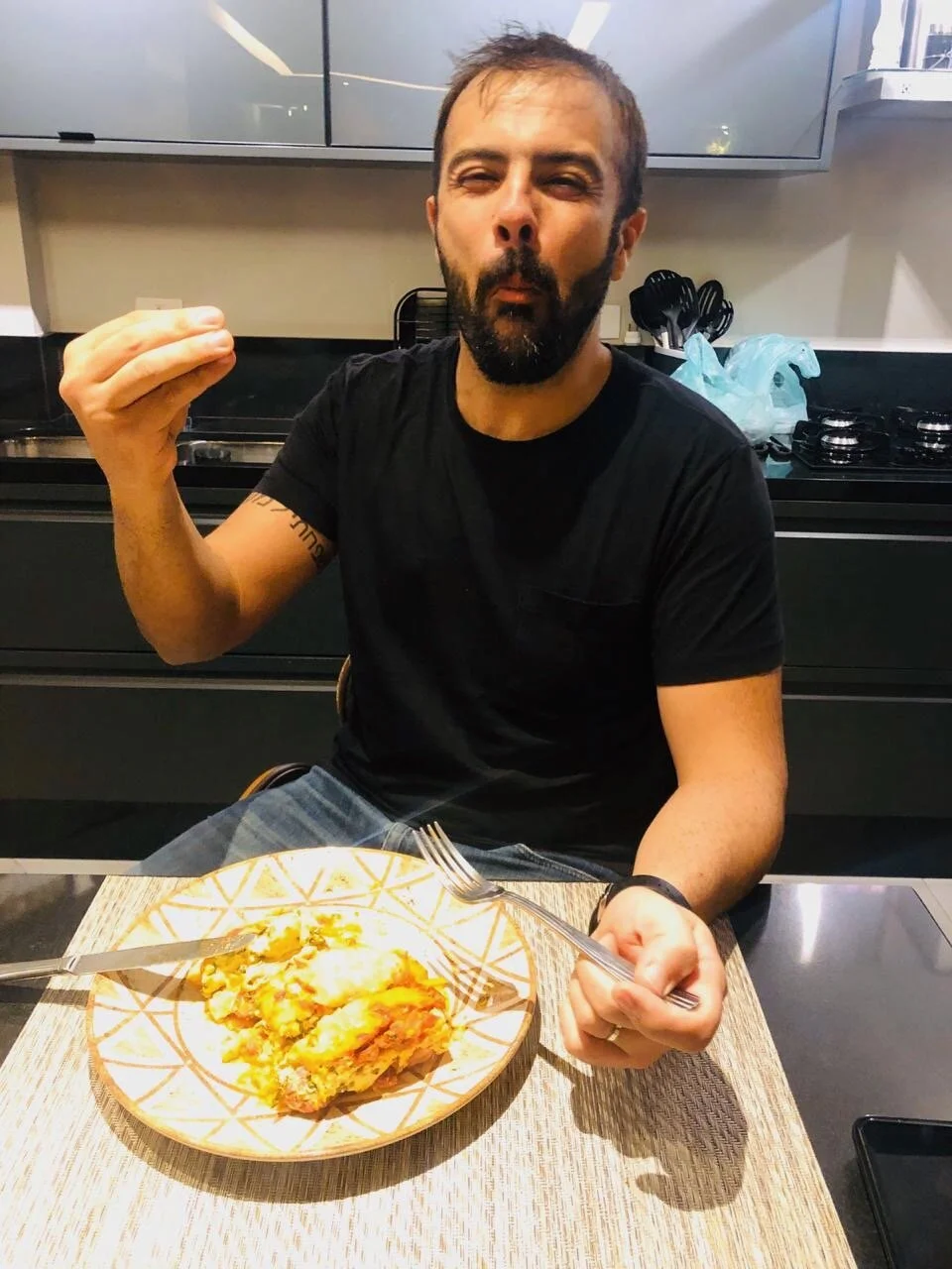 Bruno (Juliana behind the camera)