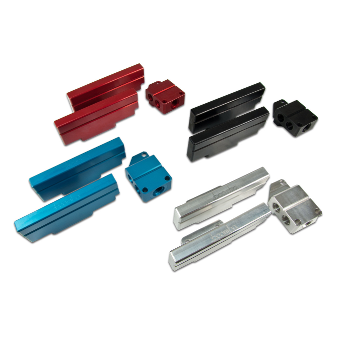 Boomba WRX Fuel Rails.png