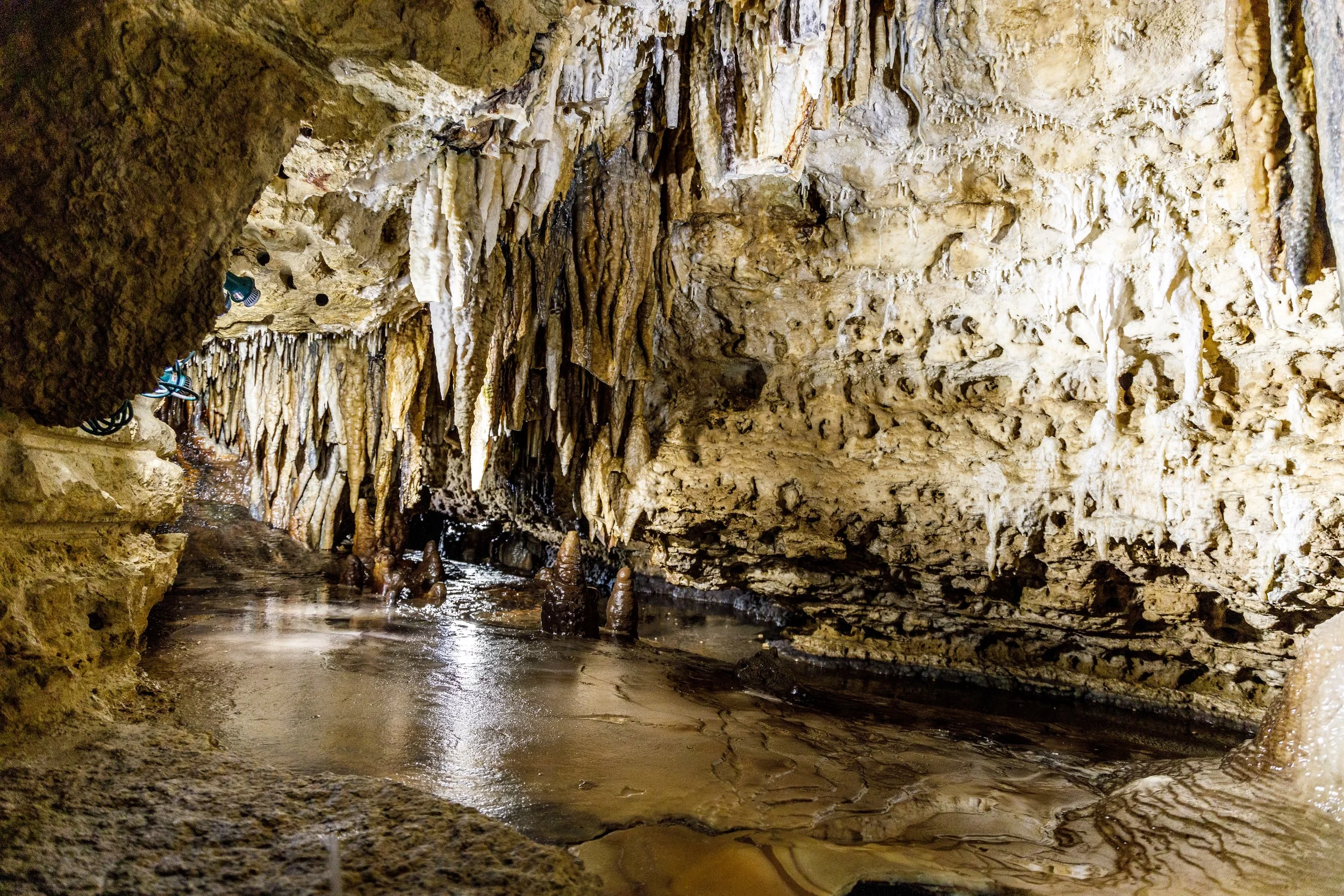 Natural limestone forms Cave of the Mounds 