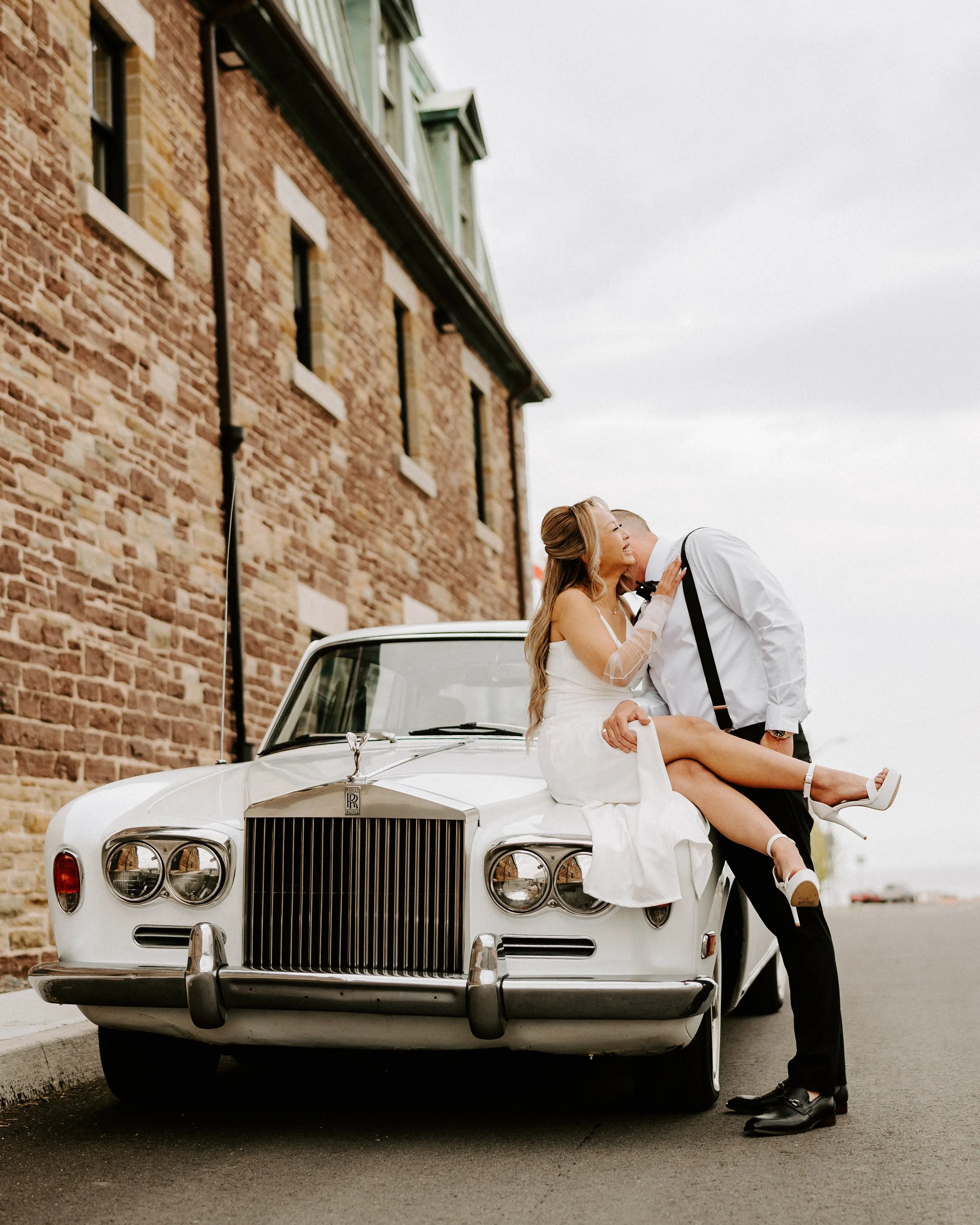 How to get wedding photography clients