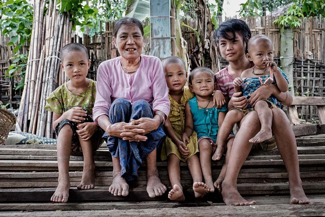 RAKHINE STATE, CHIN TATTOOED LADIES - Geo Culture Stories - by EARTH SOUL IMAGES--9.jpg