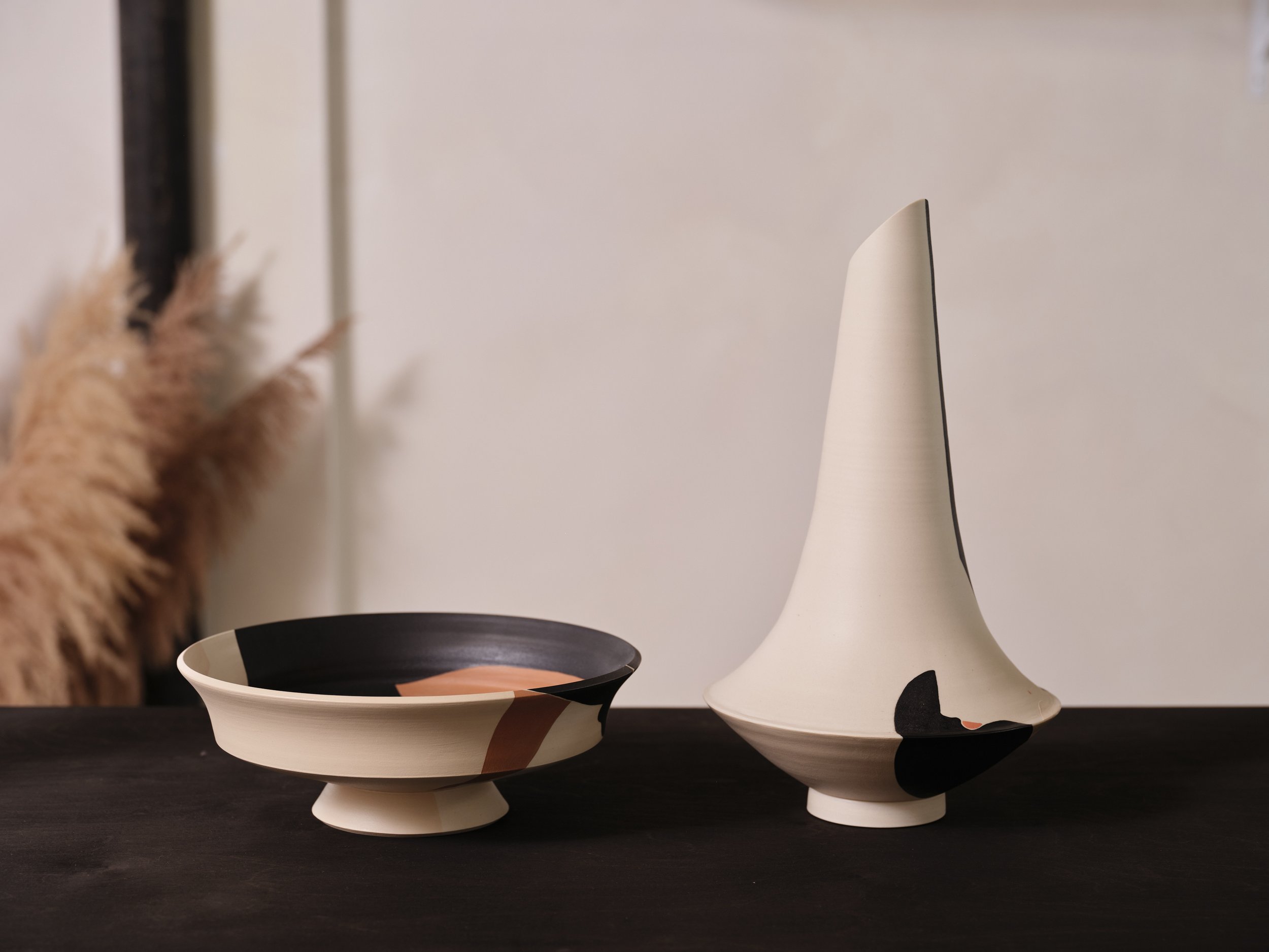 CLAY IN COLOUR / DOWN TO EARTH - PEDESTAL BOWL AND VASE