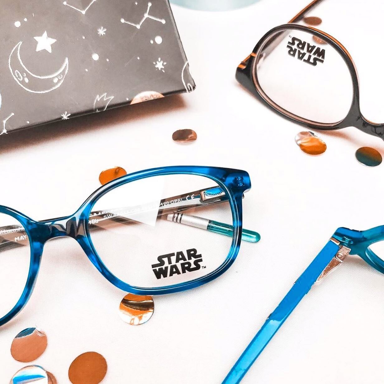 &ldquo;In my experience, there is no such thing as luck.... [except when you fall into the hands of our trusty dispensers and our Star Wars Collection]&rdquo; - Obi-Wan Kenobi
-
Inspired directly from the Star Wars universe, this collection brings th