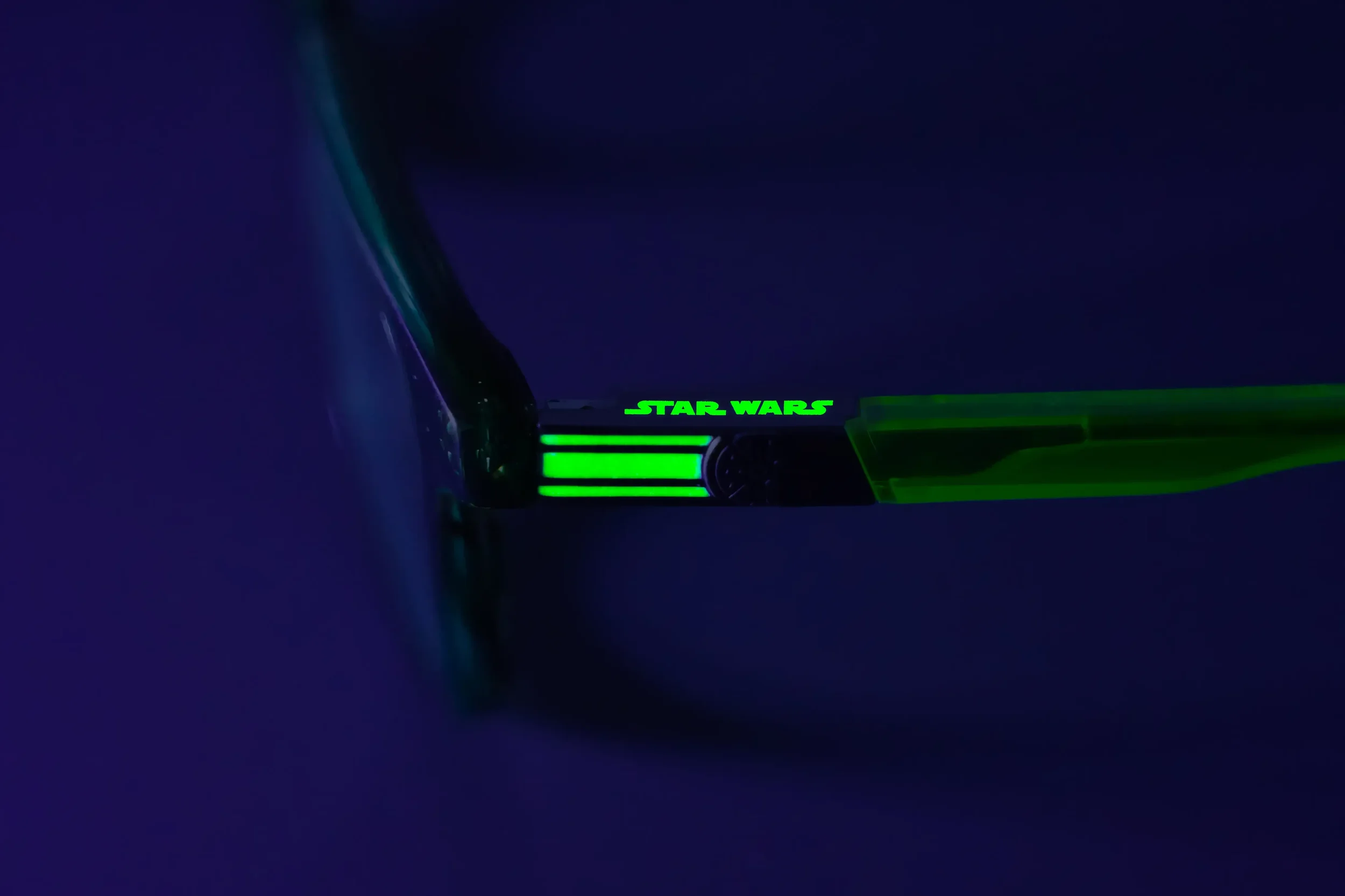 SWAA145C78_glow (1).webp