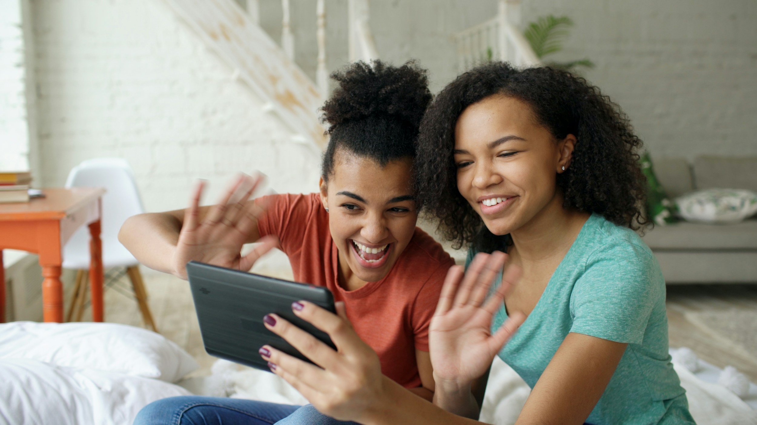 The Guestbook, Reimagined: How Celebrate.buzz Is Turning Wedding Memories into Digital Love Letters