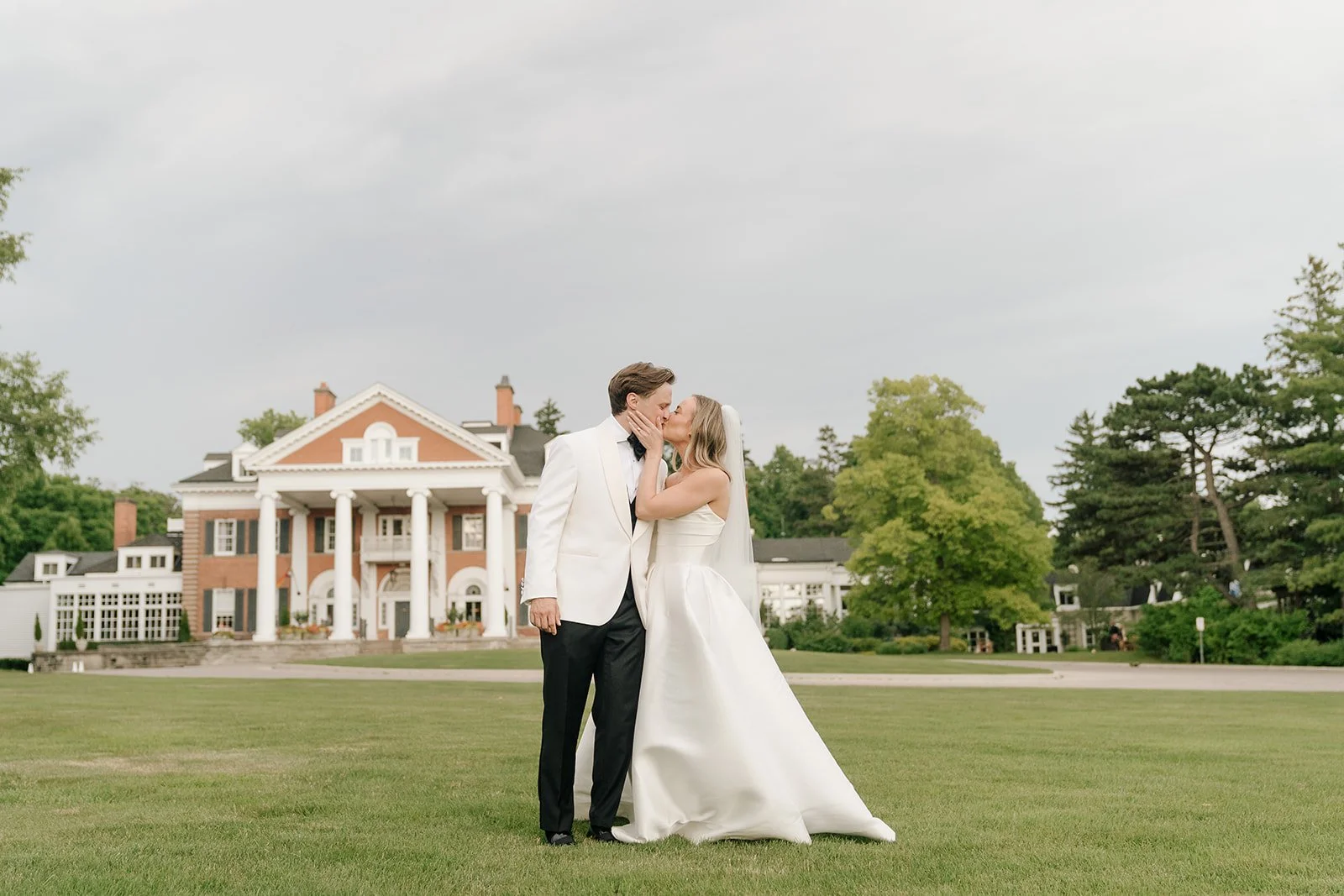 Langdon Hall: A Fairytale Wedding Estate Tucked Away in the Woods