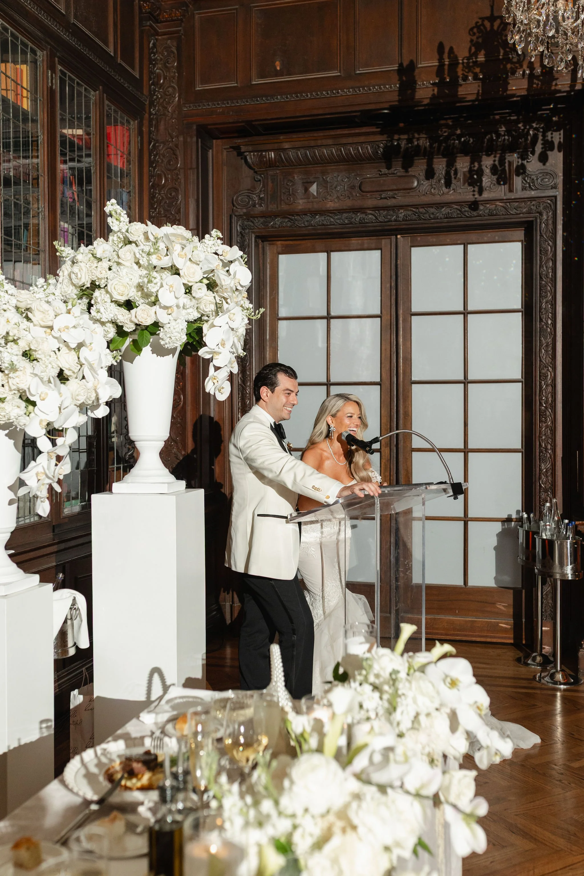 Canadian Bride Guide Leah and Alexander at Casa Loma