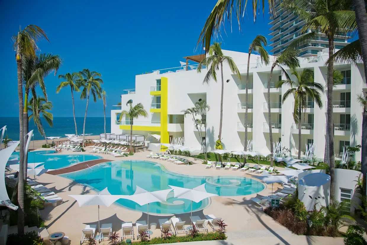 Hyatt Canadian Bride Guide Destination Wedding