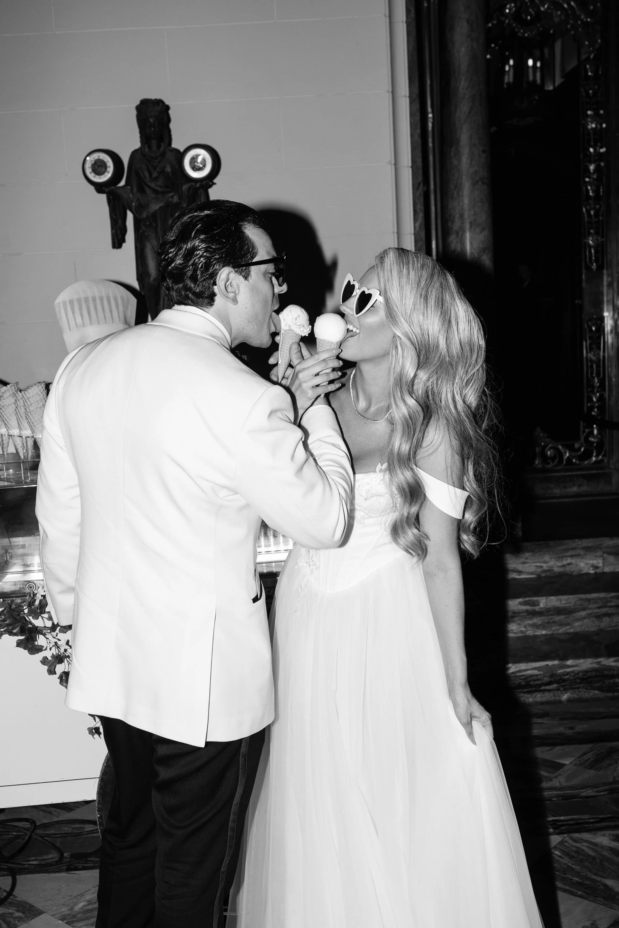 Canadian Bride Guide Leah and Alexander at Casa Loma
