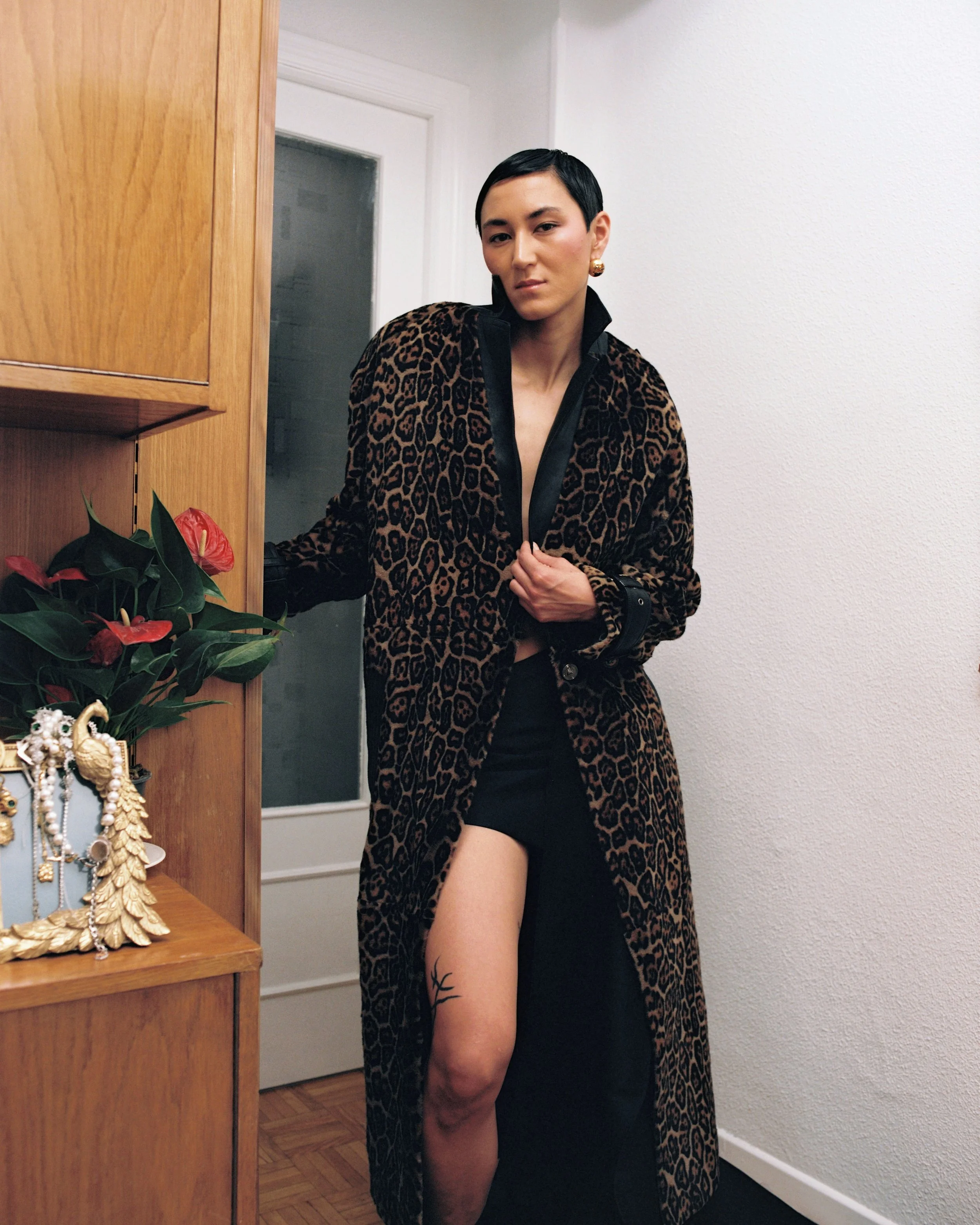 Photographer Hélène Tchen, Stylists Kim Munrayos & Paula Safronchik