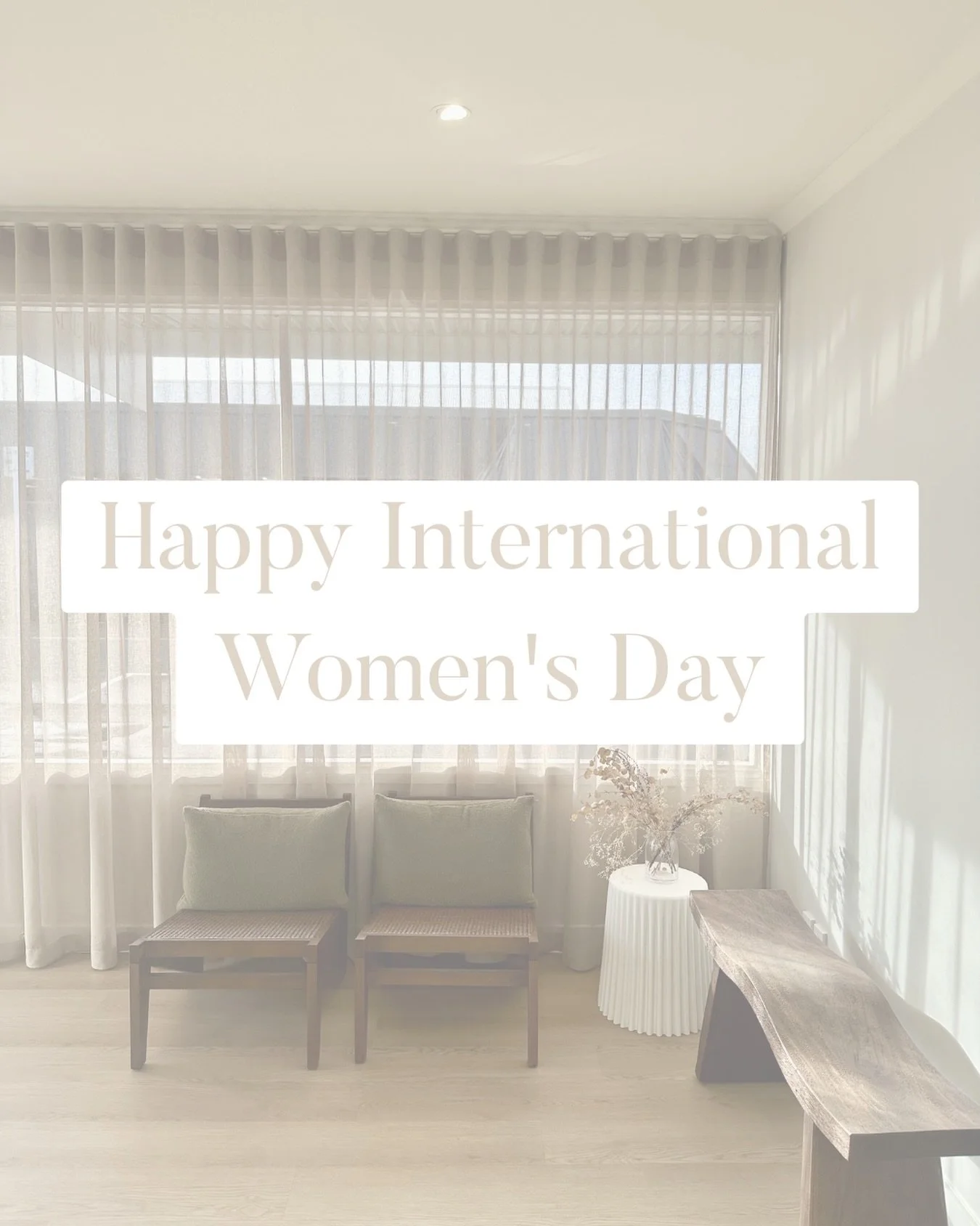 Happy International Women&rsquo;s Day 🤍
Feeling grateful that my career is centred around caring for and supporting women every day.

#internationalwomensday #support #confidence #selfcare #achievements