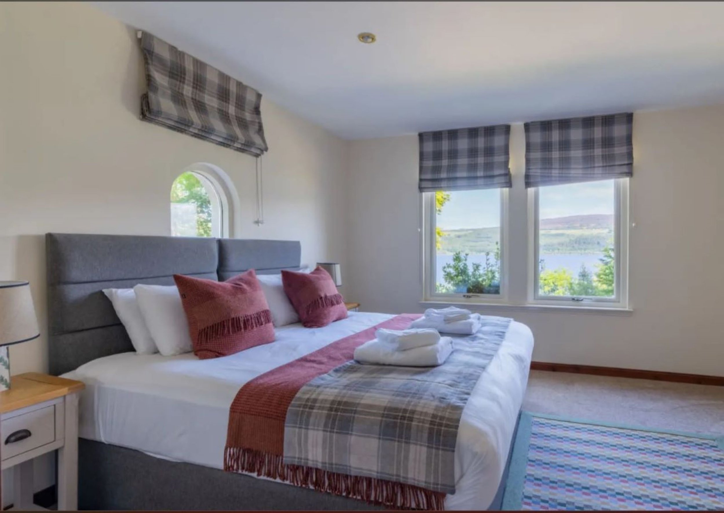 Woodside Bedroom.jpg