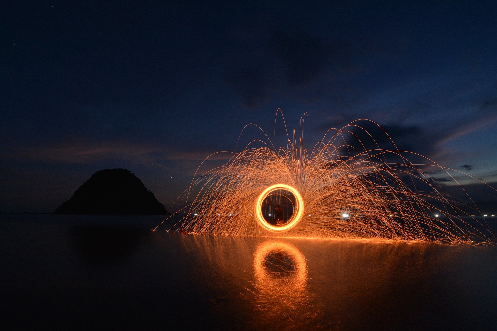 steelwool-762280_1920.jpg