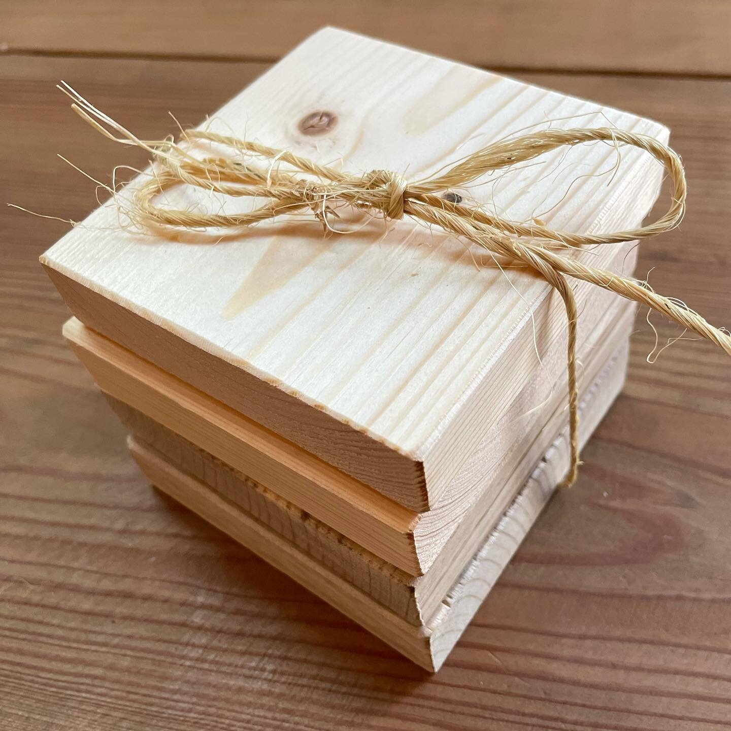 NEW PRODUCT LAUNCH SALE✨

These beautiful rustic wood slice blanks have been added to our website! These work great as a blank canvas or would be beautiful simply as they are. Use promo code NEWPRODUCT TO GET 15% off of your order! 

#rusticwoodsuppl