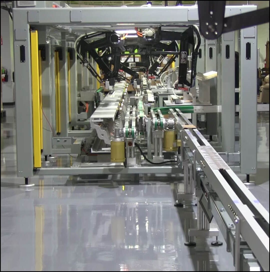 Inside the ACL-800 with SR-56 2-axis in motion on the packaging automation machine