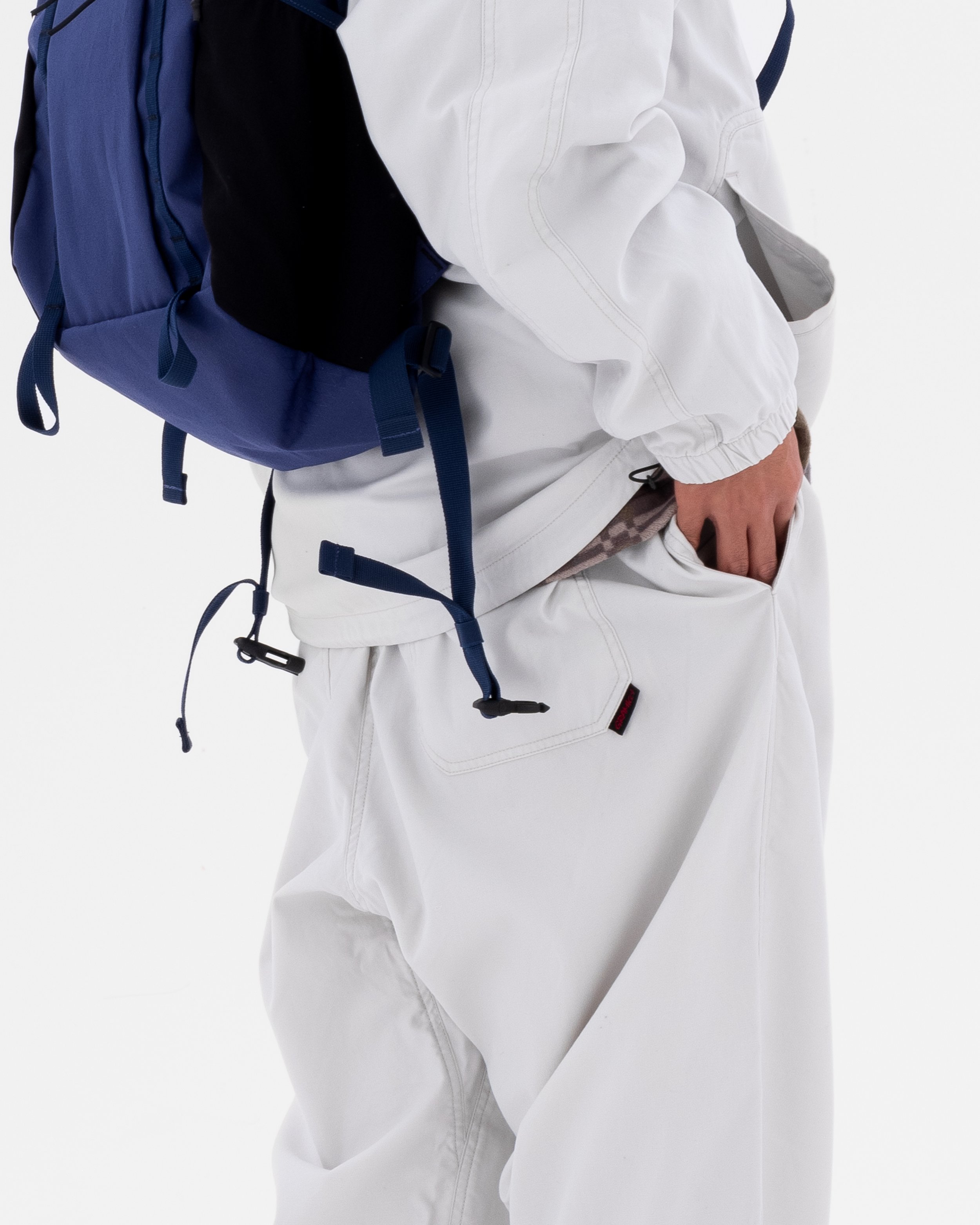 Gramicci AW25 Push-66.jpg