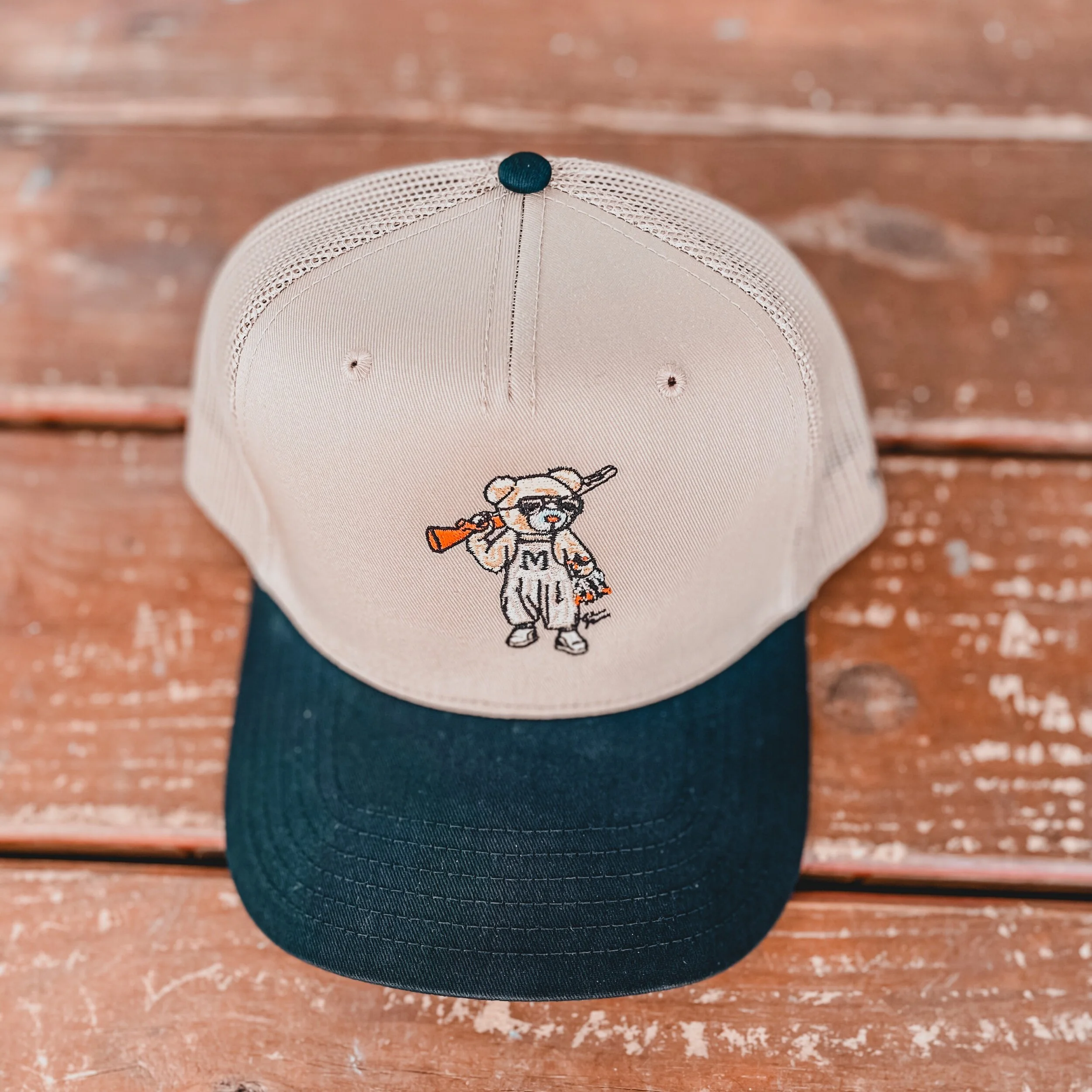 7F872D53-11EE-49A0-80DB-781B908DC0ED