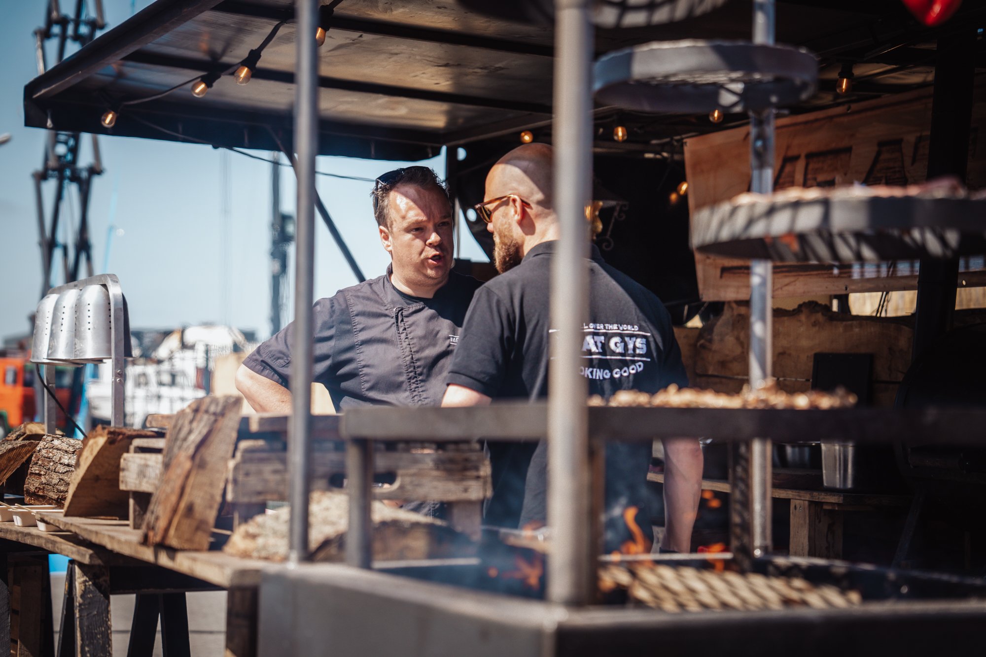 Wat maakt BBQ uniek: Smaak, sfeer en duurzaamheid