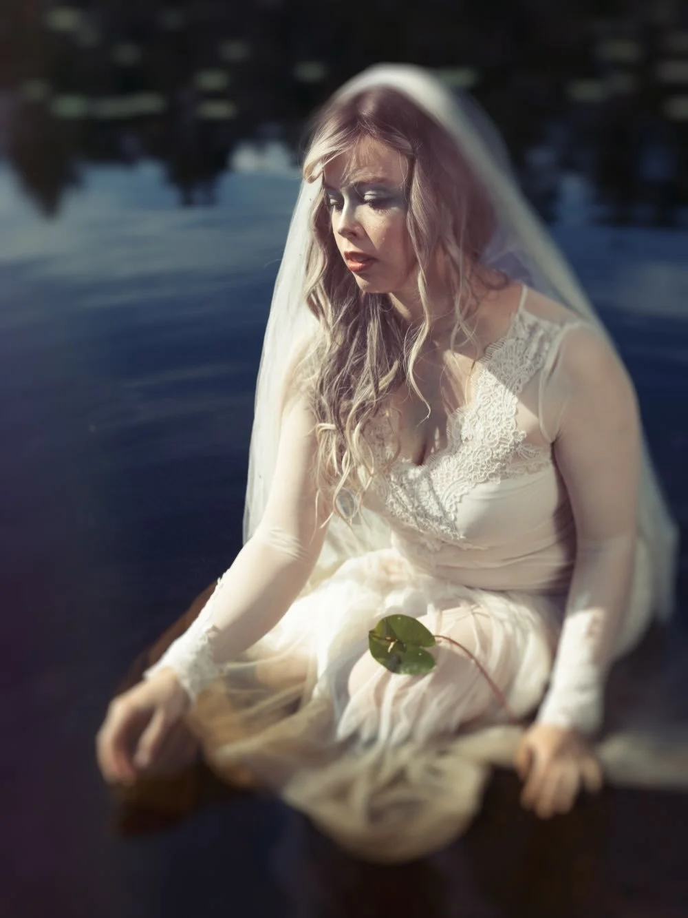 Pidet&auml;&auml;n throwback-viikko ja katsotaan mink&auml;laisia kuvia mun puhelimen muistista l&ouml;ytyy n&auml;in hiihtolomalla. 

Ensimm&auml;inen throwback on Vellamo-kuvauksiin hein&auml;kuulle 2023 🧜🏼&zwj;♀️ Mun mielest&auml; @vellamowater 