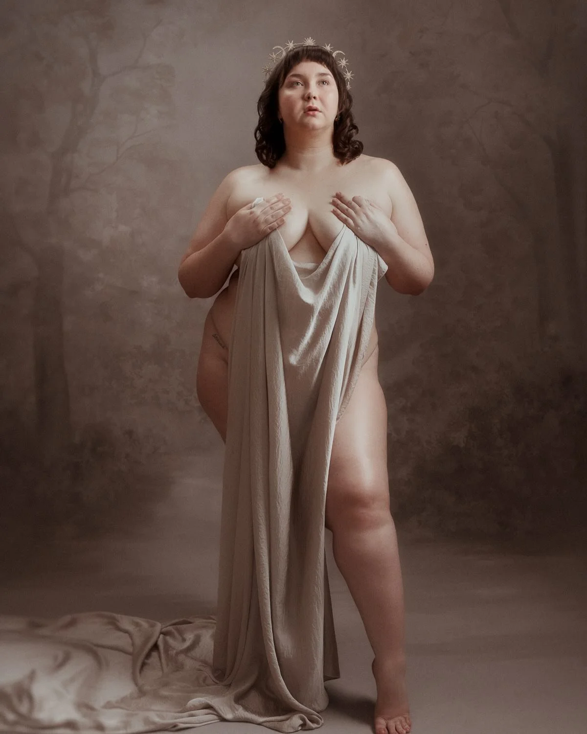 Muusa inspiroi ja opettaa inspiroitumaan itsest&auml;&auml;n, ei pelk&auml;st&auml;&auml;n muista. T&auml;rkein ihmissuhde omassa el&auml;m&auml;ss&auml; on suhde itseens&auml;. Ei ole aina helppoa, mutta kun sen kerran l&ouml;yt&auml;&auml;, itsens&