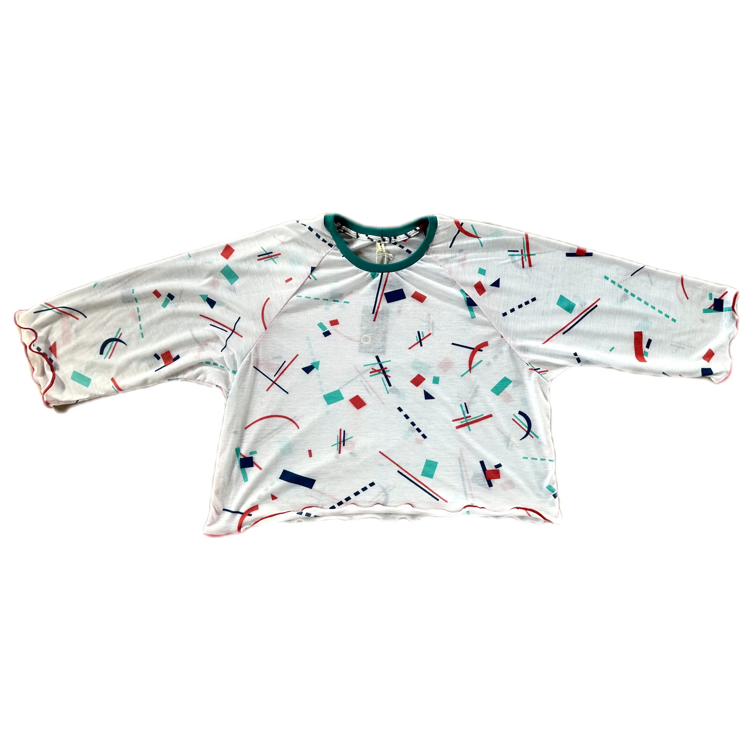 L/XL Crop Raglan Top