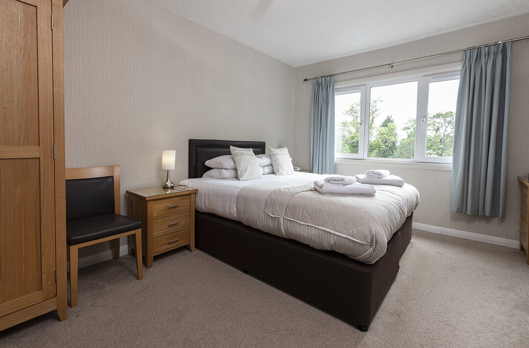 Dinner, Bed & Breakfast