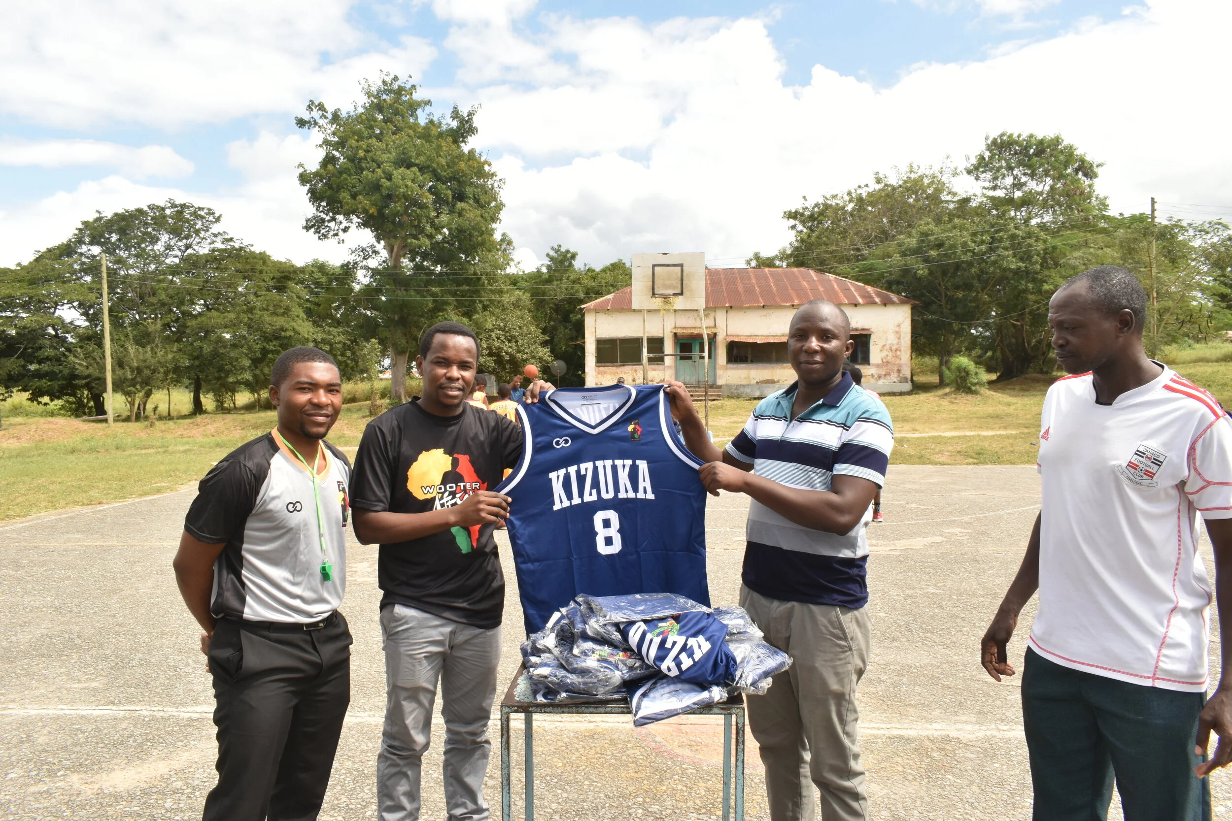 KIZUKA HIGH SCHOOL - DREAMS COMES TRUE