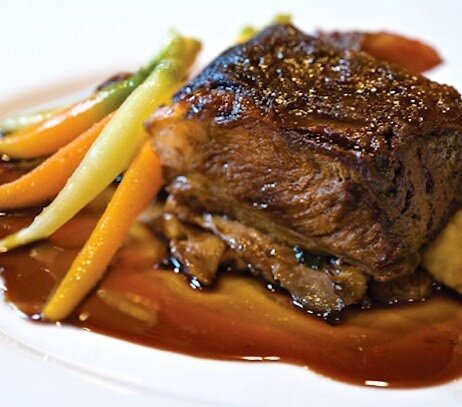 Boneless Short ribs cooked Low Temperature for 24 hour&rsquo;s with Red Wine Glaze Sauce
This week in Father&rsquo;s Day Special Menu!
Place your order, link in Bio
Or call at 629.496.9325 
Buon Appetito! 😋 .
.
.
.
.
.
.

#sdfoodscene #eatsd #eatsan