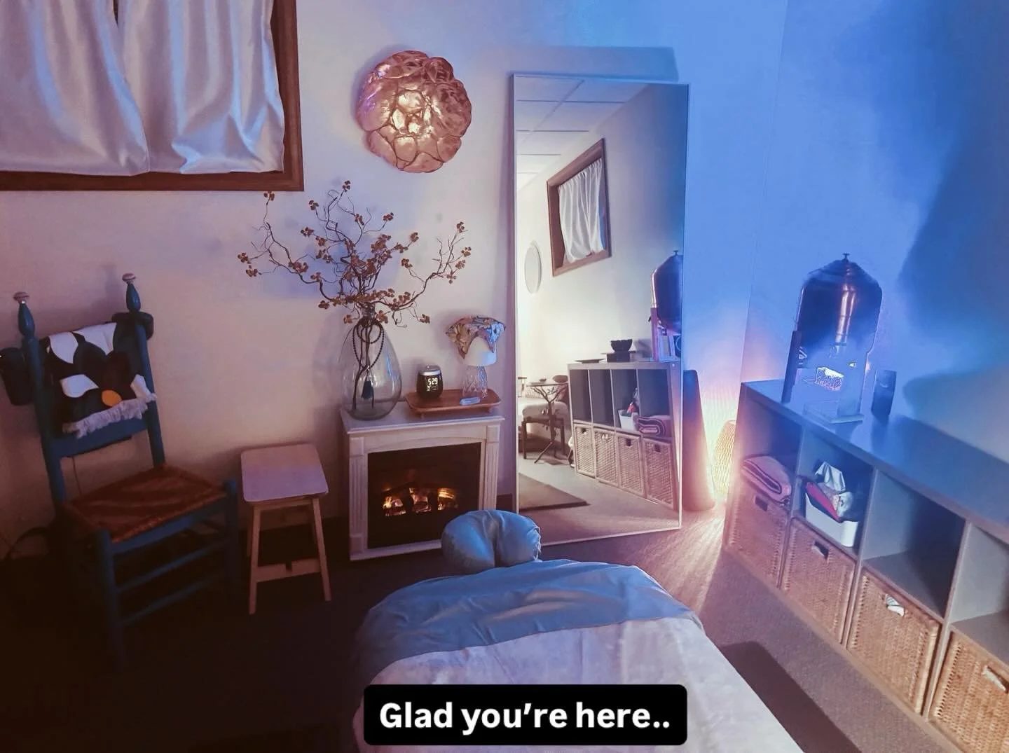 🌱Calm Witin: A private one-on-one environment 
📍Easy to Find: Right on S College with private parking
🙌🏼 Authentic Care: Grounded, intuitive bodywork tailored to your recovery

Link in Bio for simple online online ✌🏼