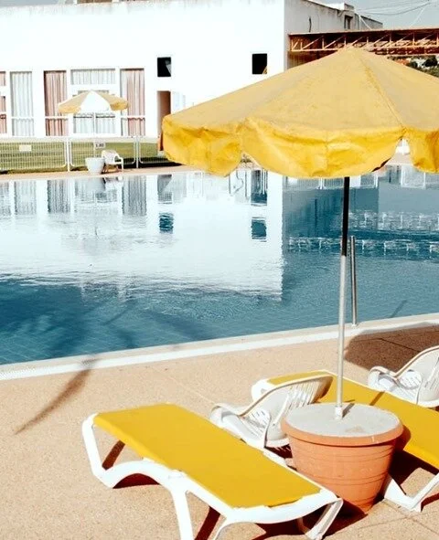 Anyone else ready for a pool day?  We can't wait to take a dip and cool off from this crazy Florida heat!  What are you up to this fabulous weekend?⁠
____________________________________________⁠
📦 Follow @getstashed for all your receiving needs and