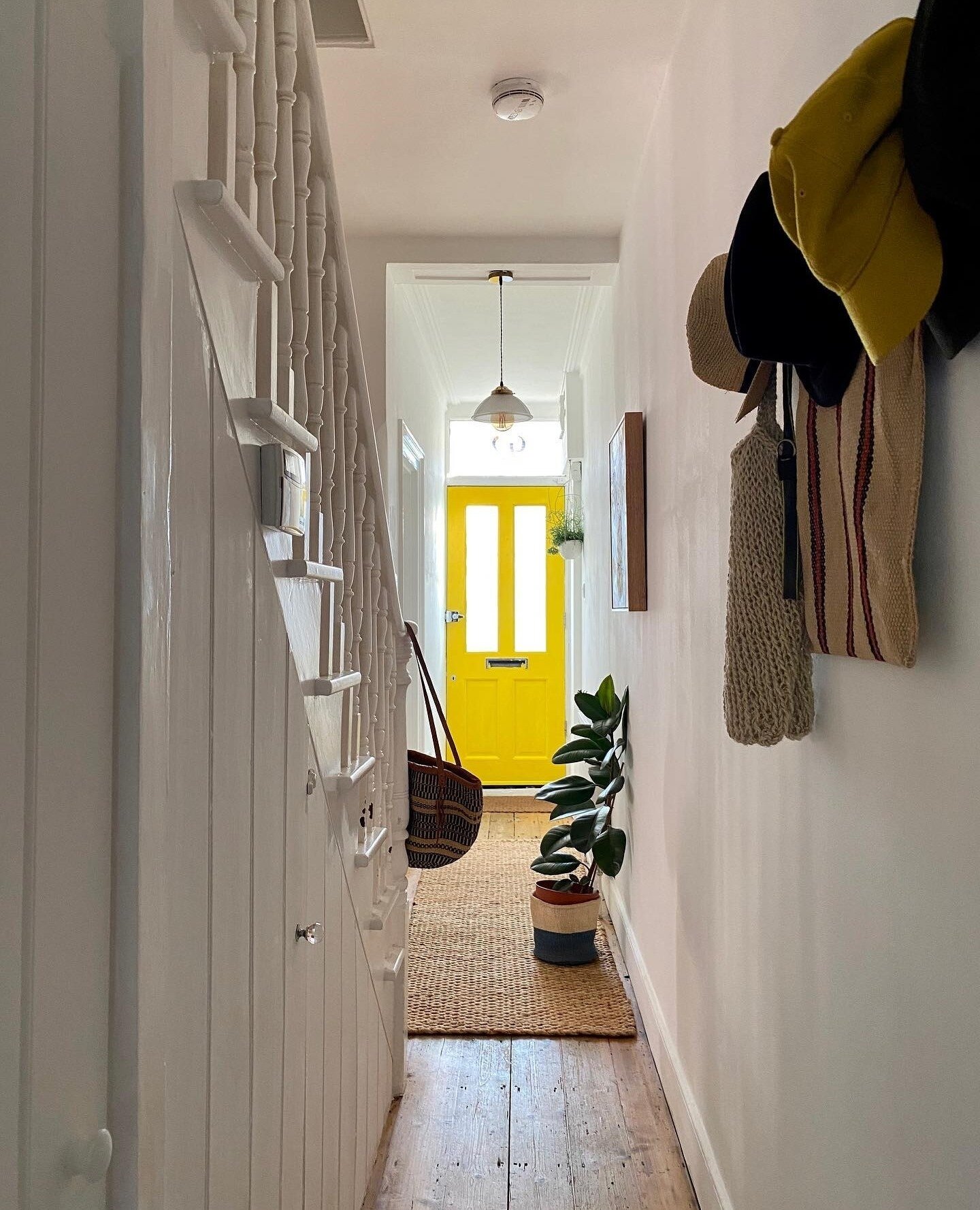Loving this yellow door from @theofficialfox92!  It is always a great idea to welcome others with cheer and sunshine!  Would you be brave enough to have a bright front door?⁠
____________________________________________⁠
📦 Follow @getstashed for all