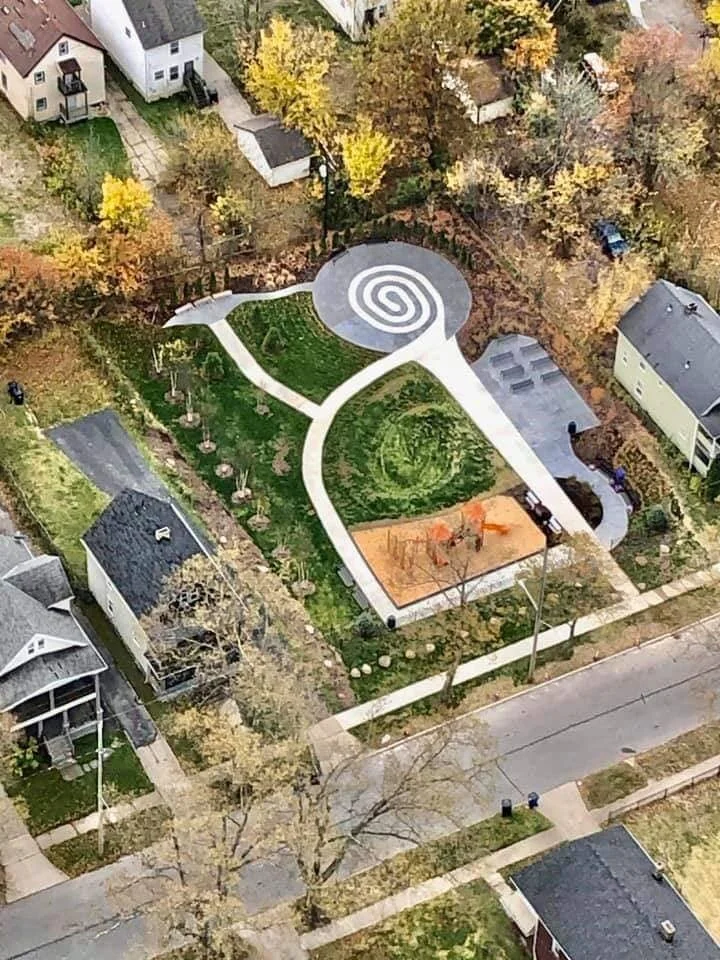 Cleveland Building Trades Members Volunteer To Build Officer Memorial