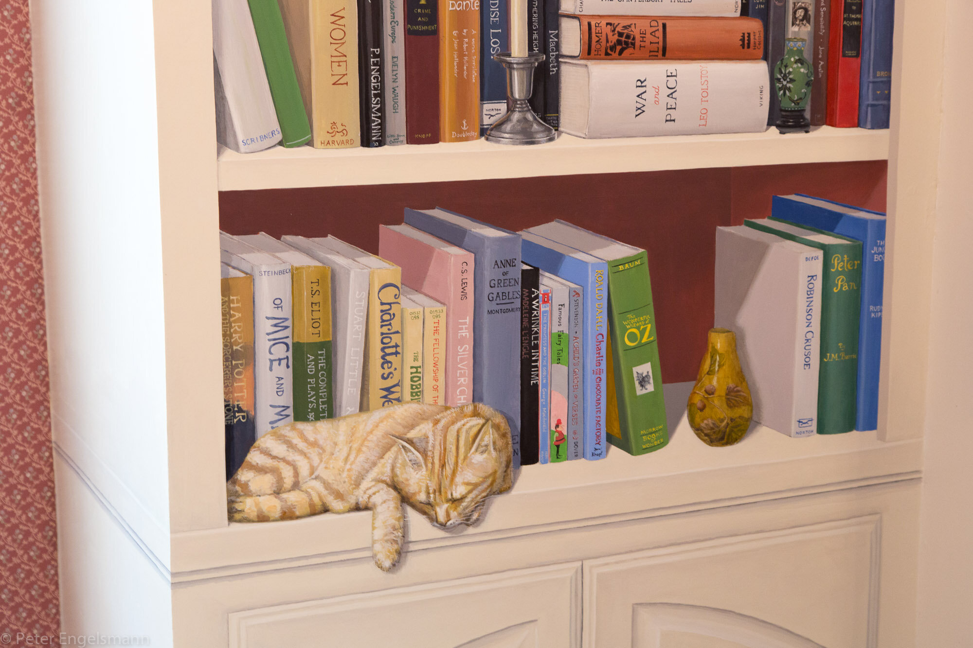  Trompe l’oeil Bookshelf Mural, acrylic on wallboard, private residence. © Peter K. Engelsmann 