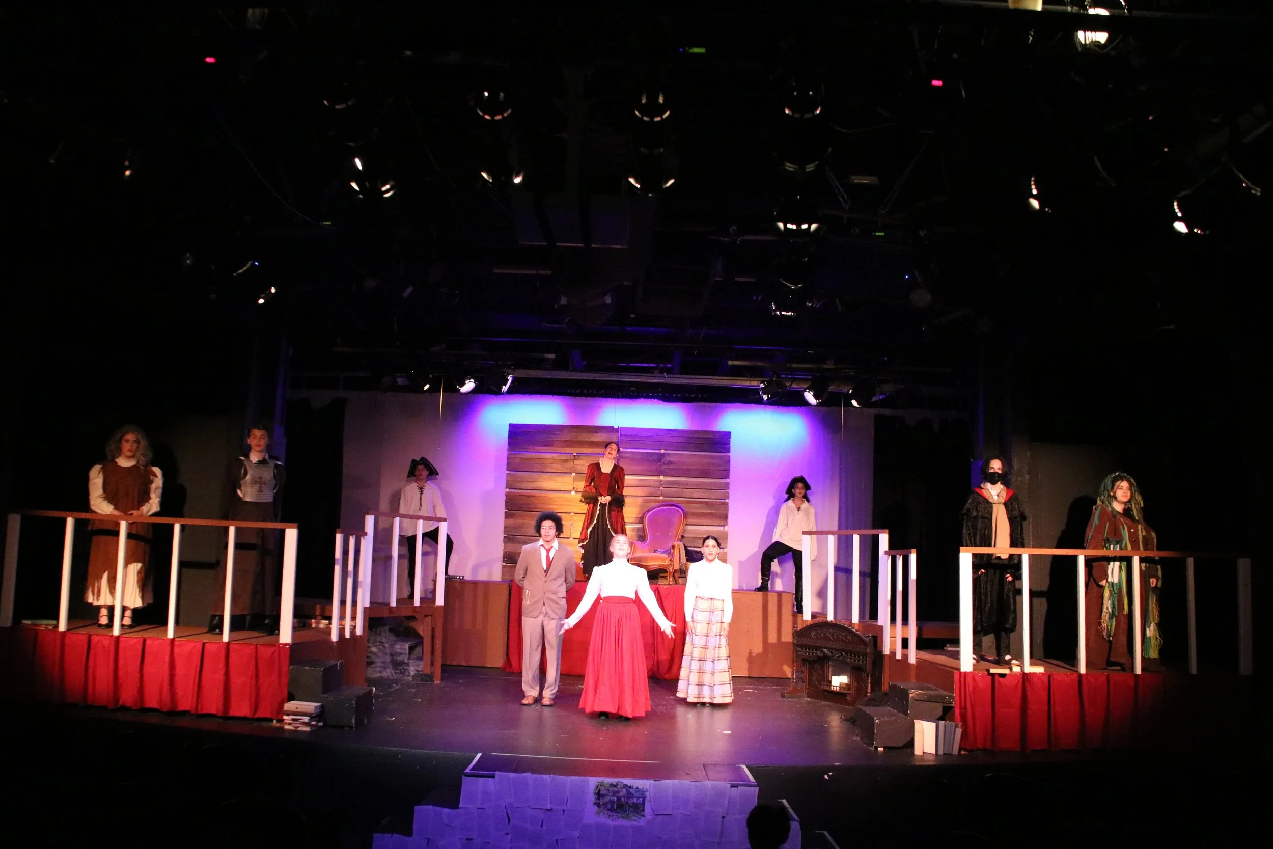  Cast List   Jo - Abbi Spector &amp; Lauren Martineau   Beth - Shayla Forero &amp; Campbell Carr   Amy - Sadie Holderman &amp; Natalie Smith    Meg - Hailey Klatt &amp; Katelyn Kovedsy    Marmee - Katrina Palmer &amp; Emmy Goodwin   Laurie - Porter C