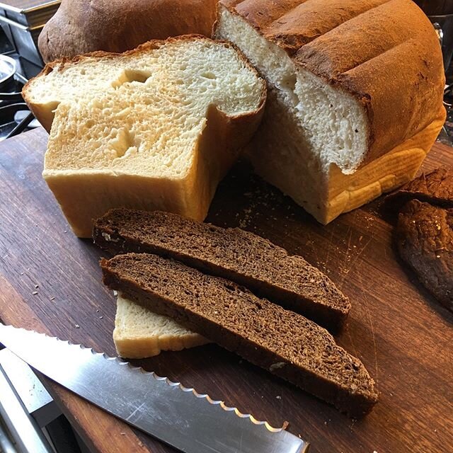 What&rsquo;s a kitchen designer to do when there is no residential construction?😱baking seem like a good safe way to spend NYC shut down time! Baking your own bread is not only tasty- but great for stress reduction and keeps me out of the grocery st