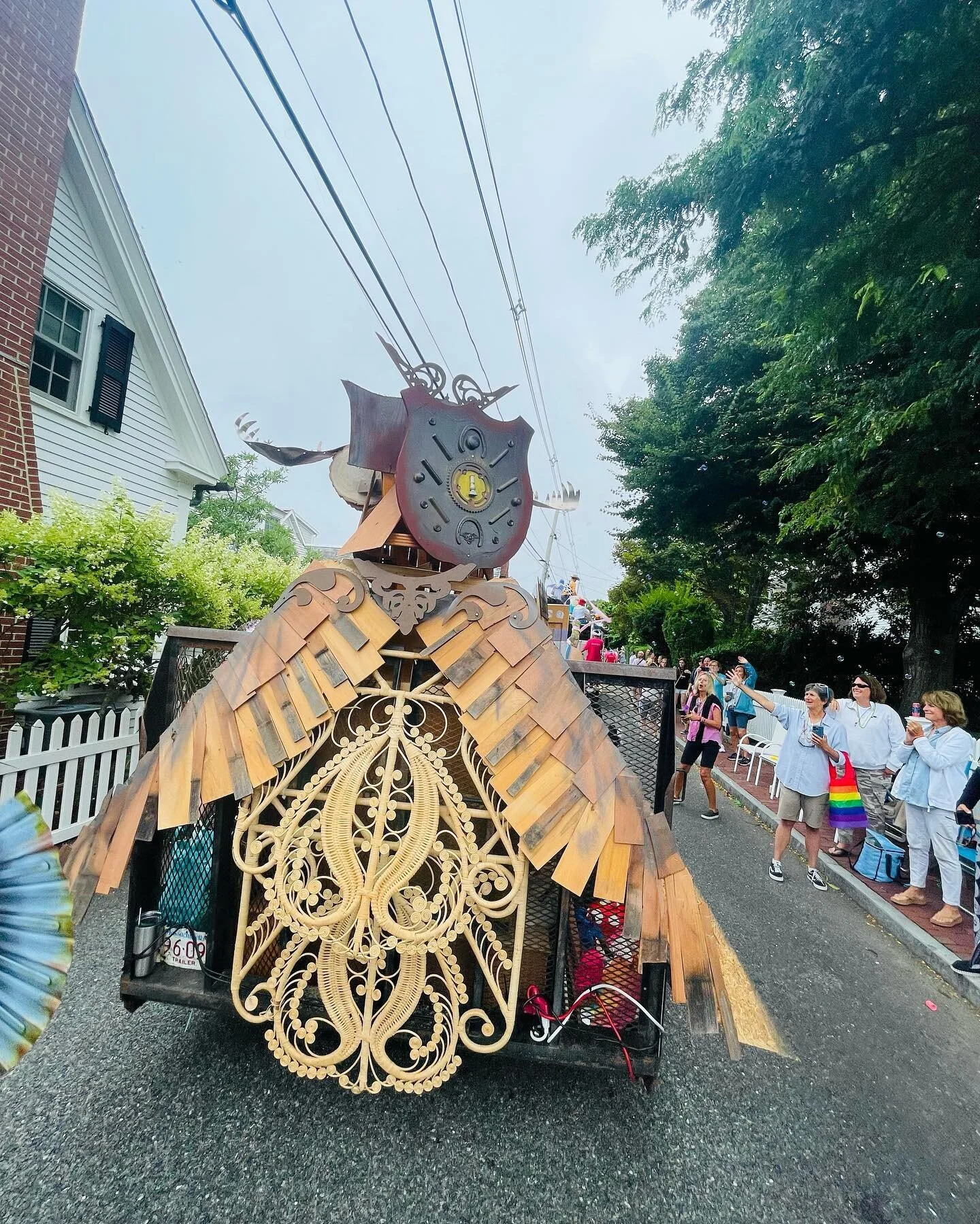 off to see the town for the big carnival parade!