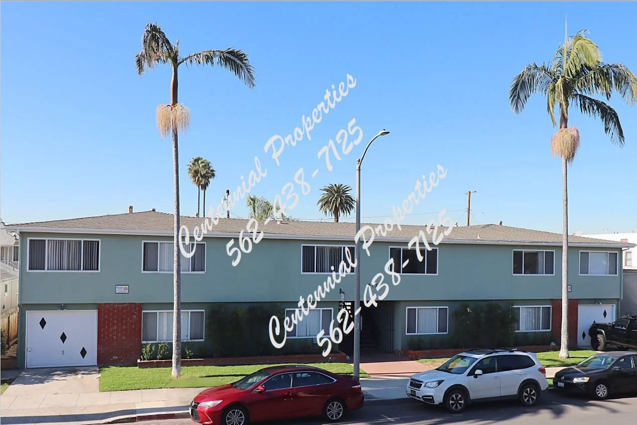 515 Ext. Watermarked 6.6.23.JPG