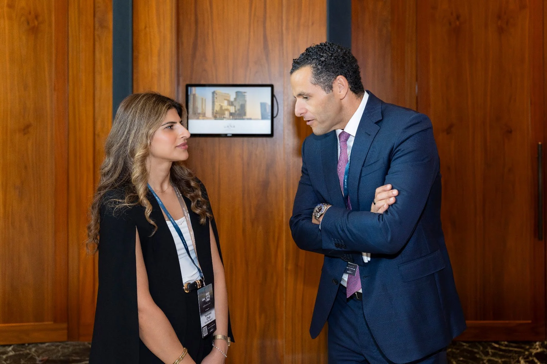 37-networking-conversation.jpg