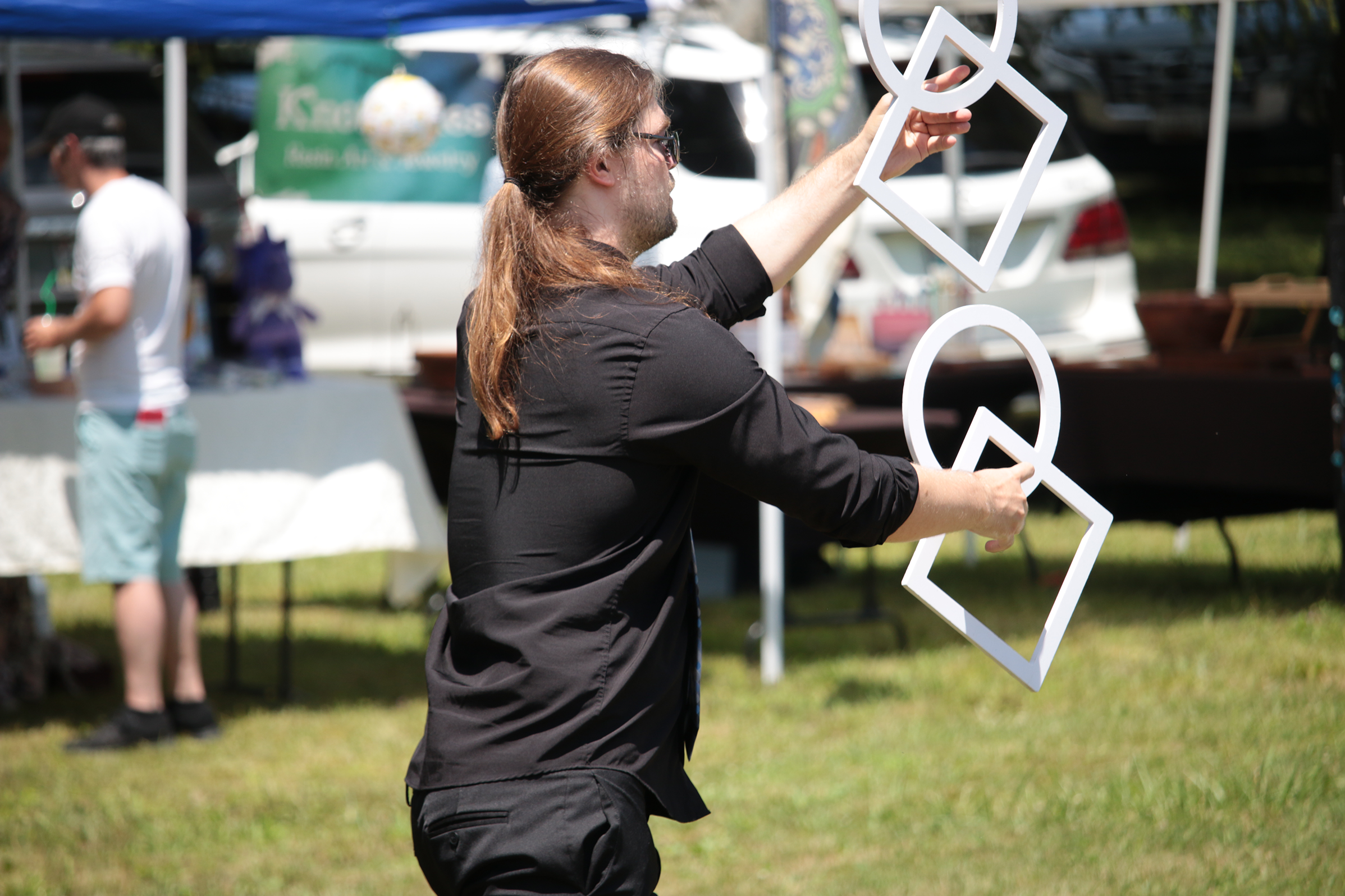 Contact Juggler Lars Matthew Rieck