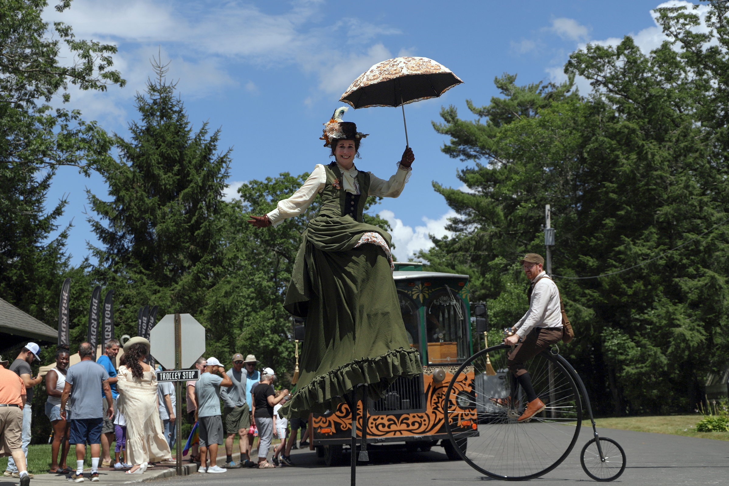 Stilt walker Dakota Fox and High Wheelman Brian Birkner