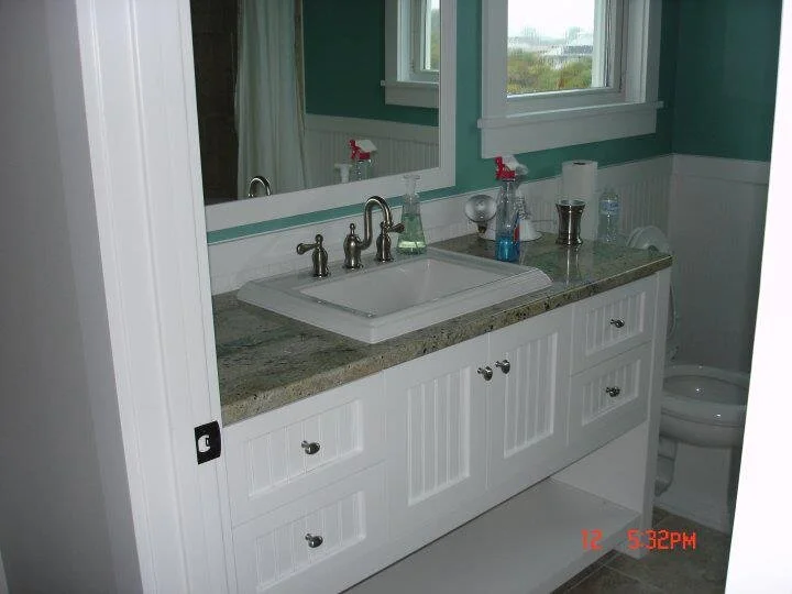 Bathroom3.jpg