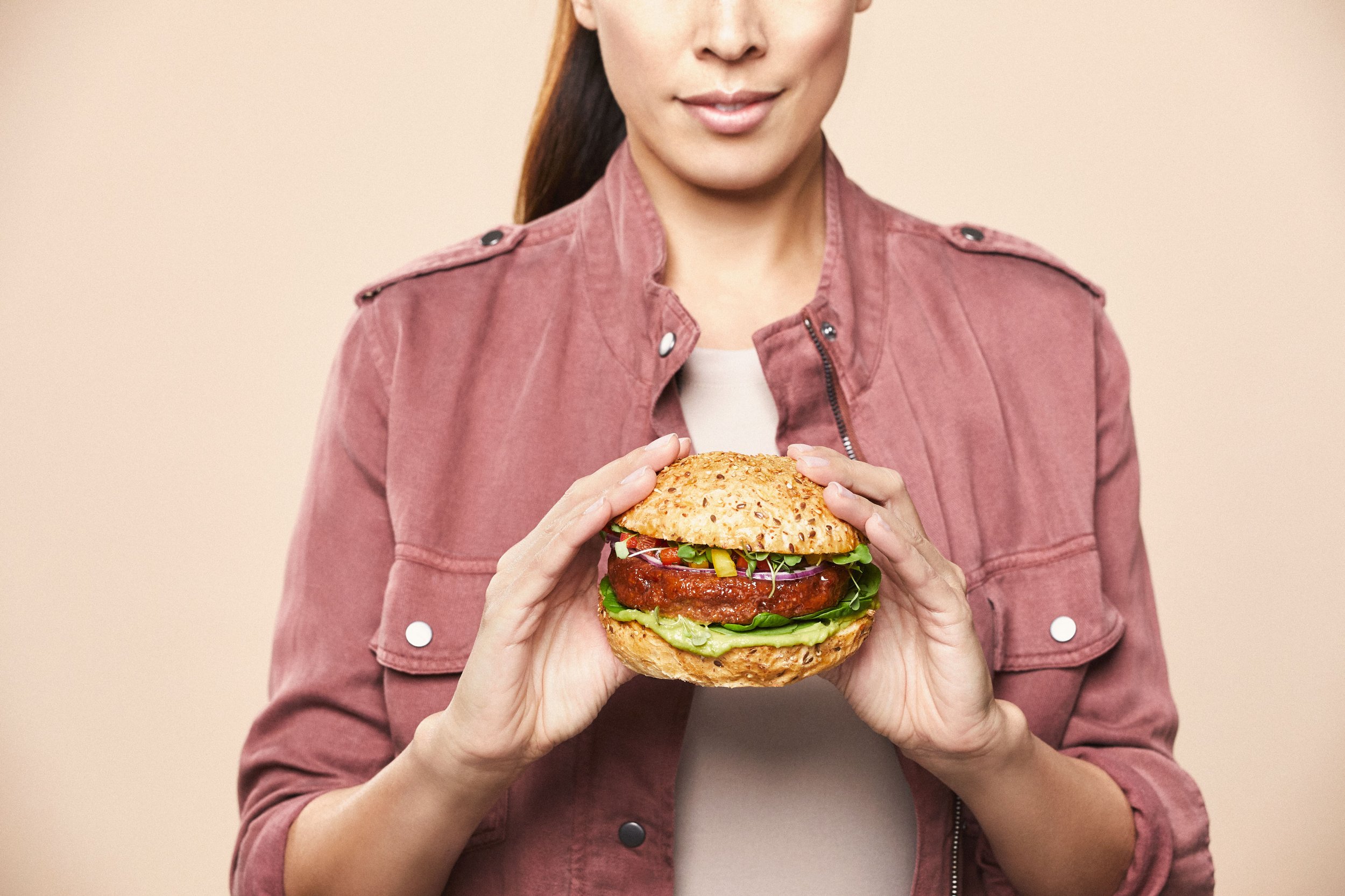 J191210_MEATLESS_S02_11155_Treatment1.jpg