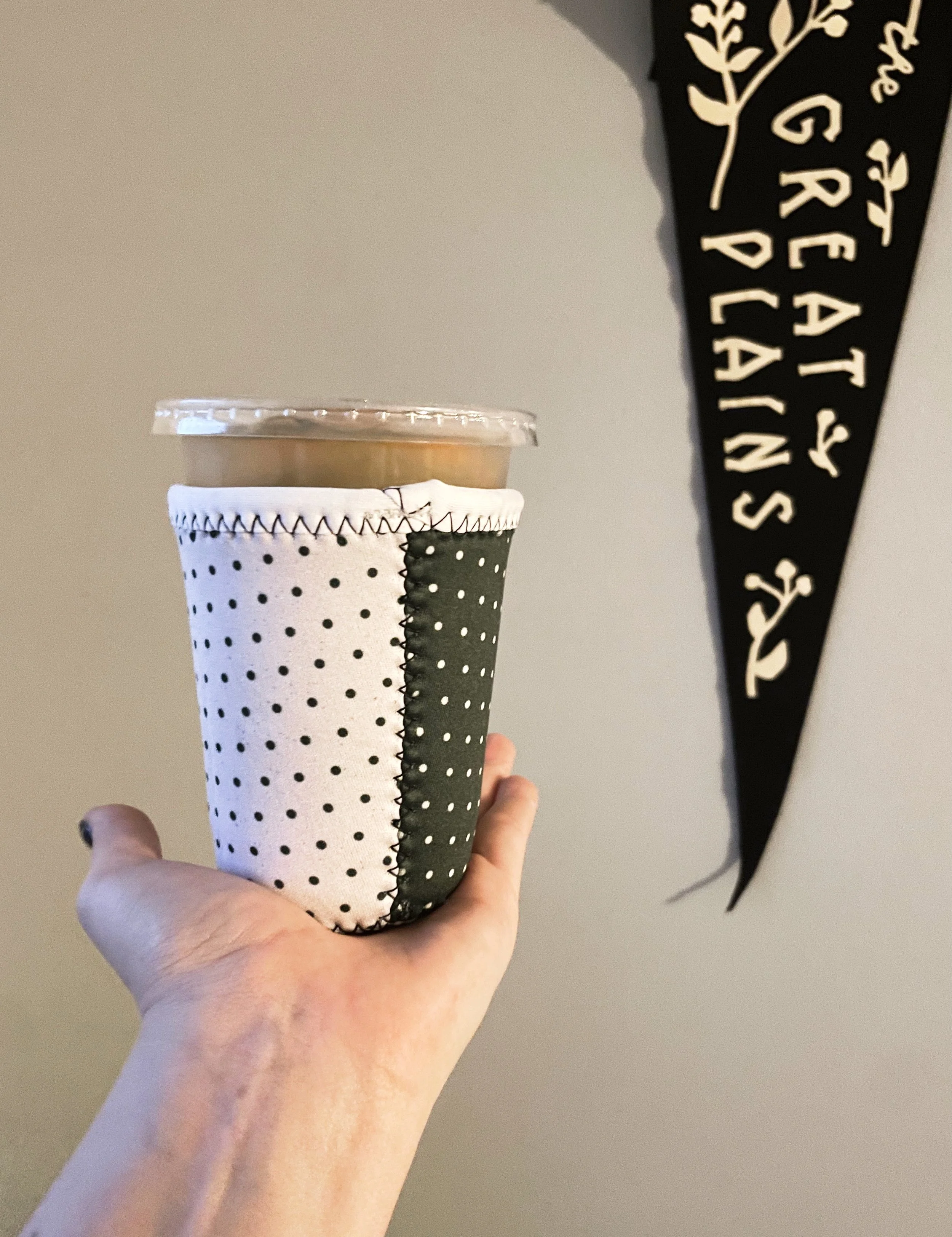 Split Green Polka Dot Drink Sleeve