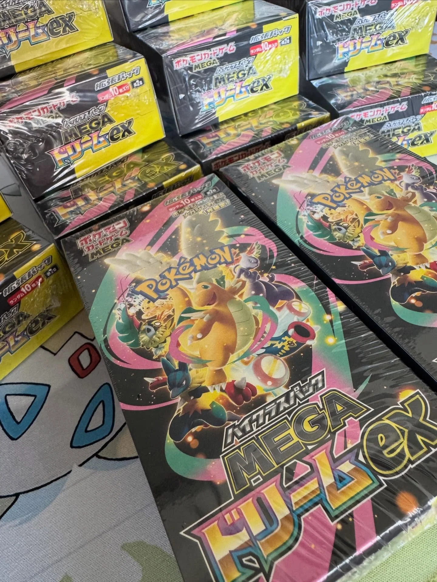 🪽 🪽 MEGA DREAM 🤩🤩

Santa 🎅 landed this arvo with Mega Dream 🪽 

Tomorrow we will have Boosters and Boxes 📦 ready to go. Come and rip the most anticipated set yet 

Open hours:
Tuesday - 5pm to 10pm
Wednesday - 11am to 5pm
Thursday and Fridays 