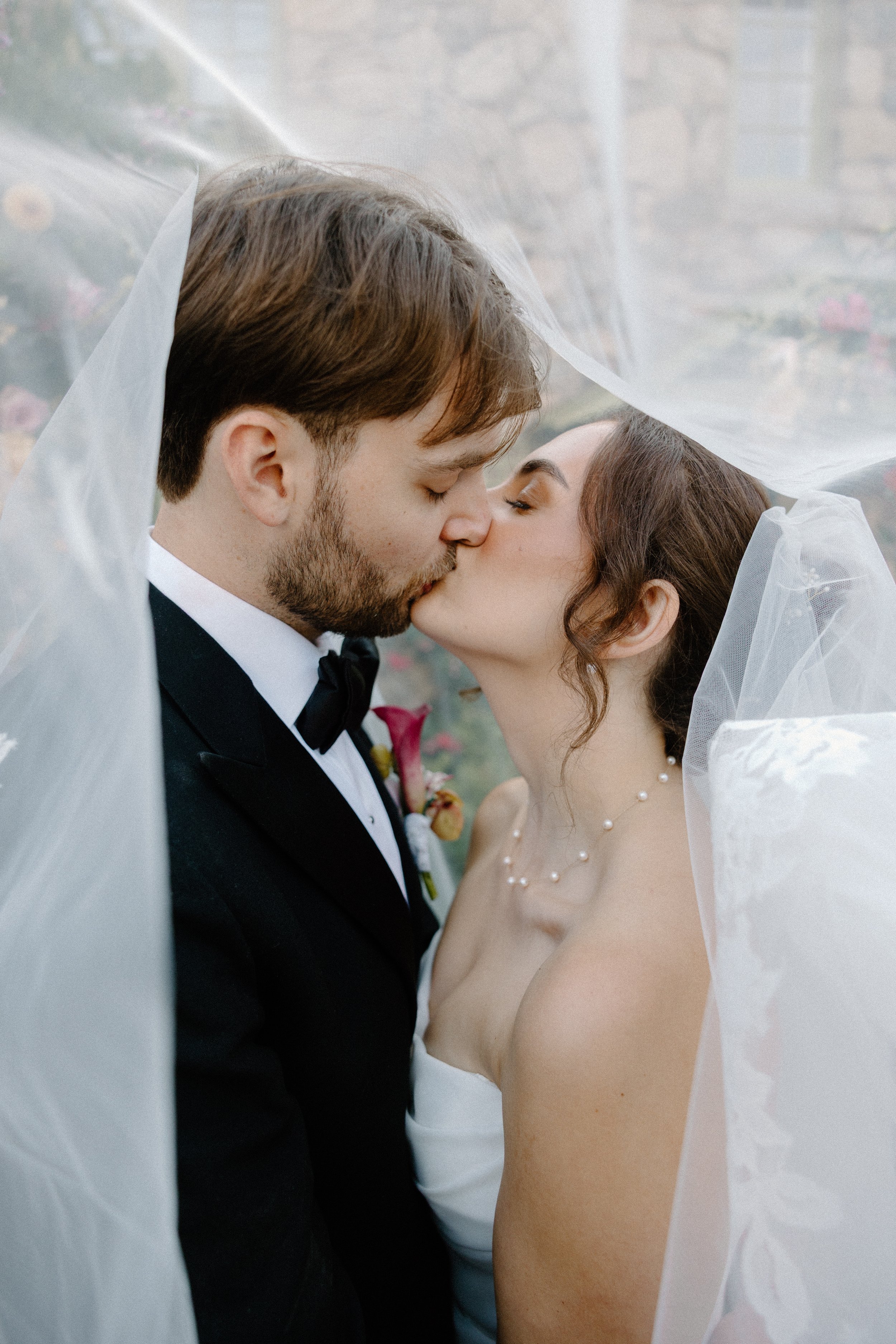 OliviaChris-Wedding-NWP-CouplePortraitsII-10 (1).jpg