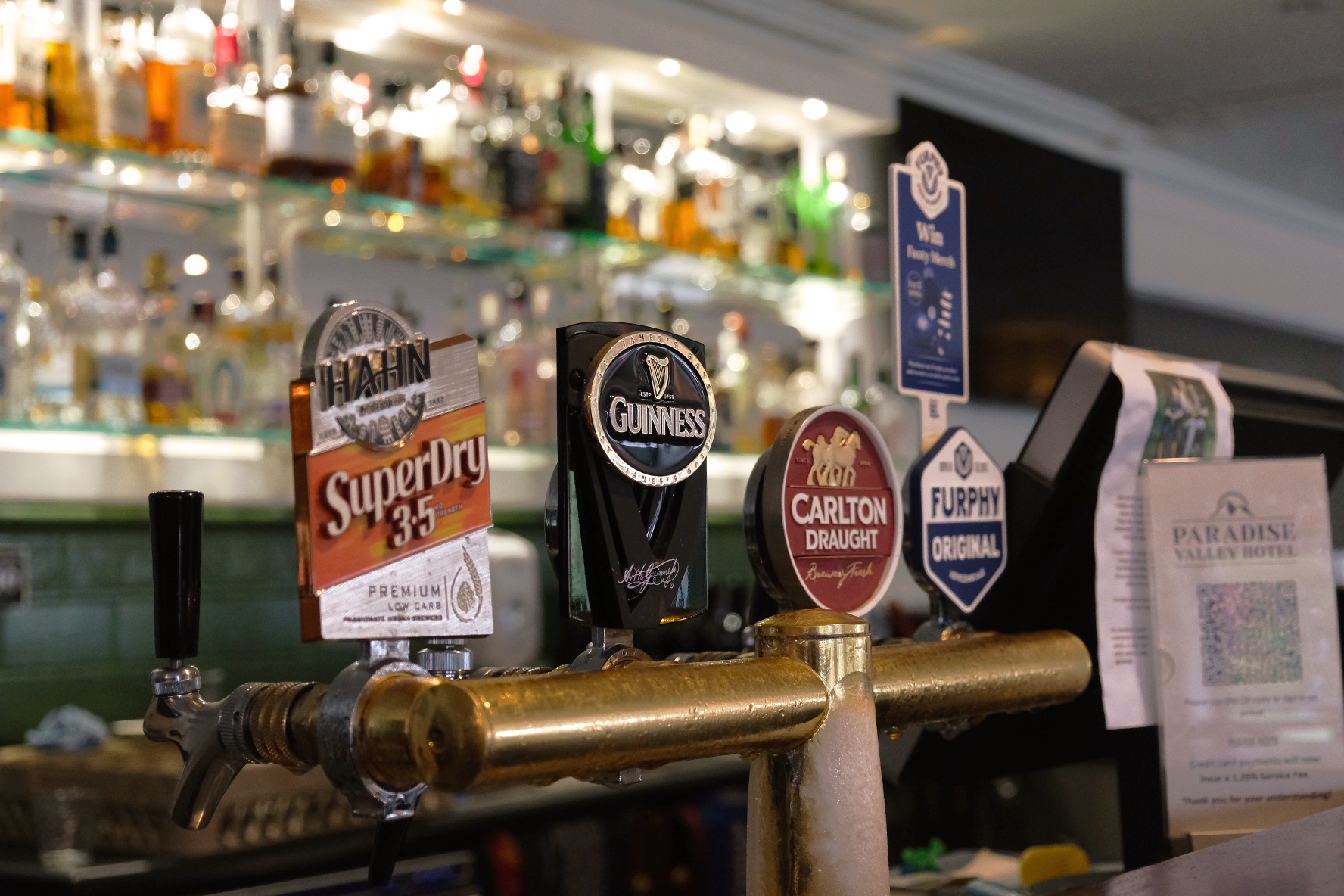 BAR Tap Beers Spirits