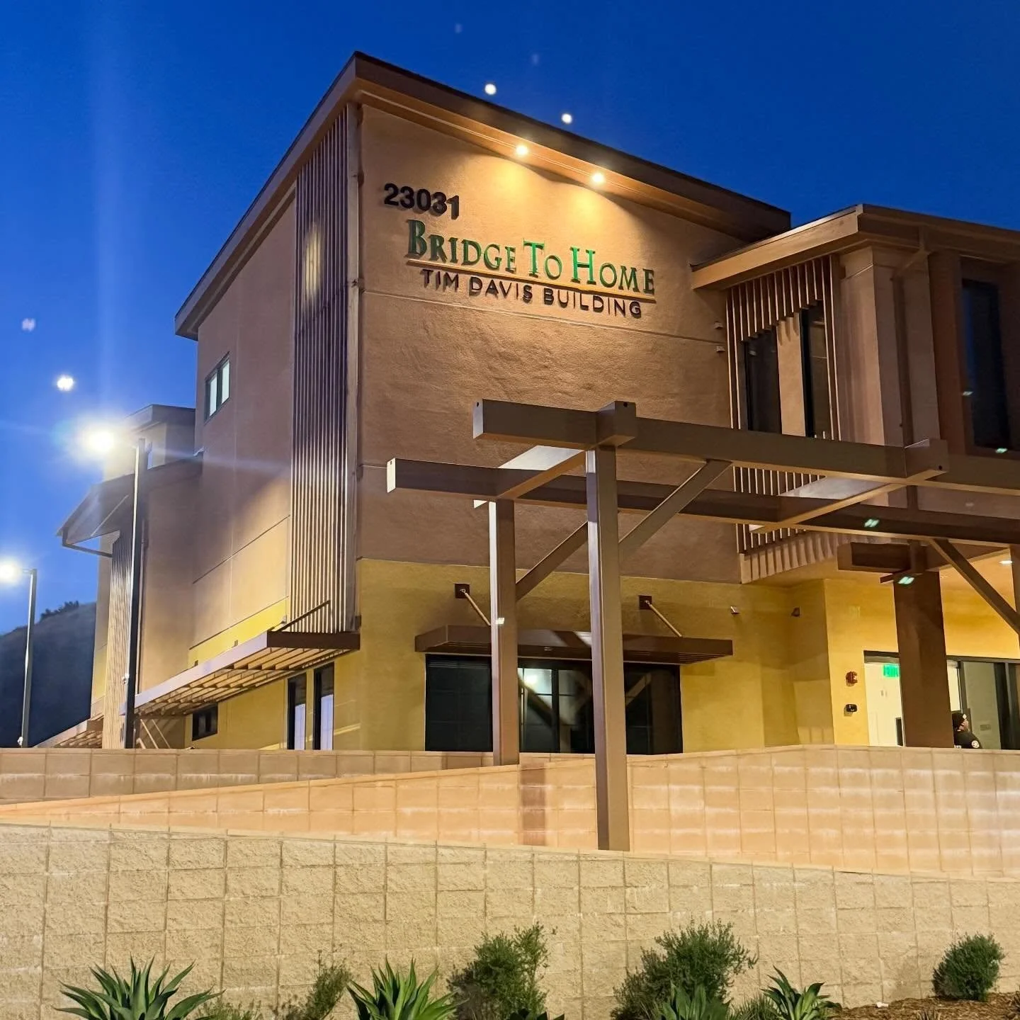 ✨Another night at full capacity✨
Another night of shelter, safety, meals, and hope. 💚

#BridgeToHome #HelpHopeChange #SantaClarita