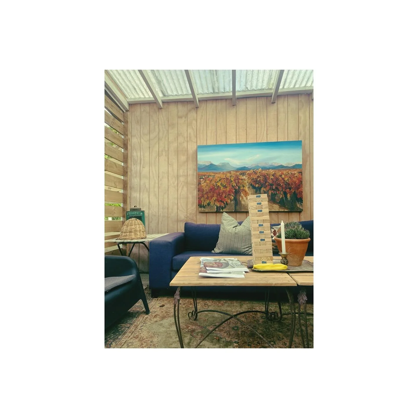 The Store. Outdoor space. Enjoy being outdoors on your break in amy weather. 

#avillagestay #shorttermaccommodation #matakana #matakanavillage #matakanacoast #stayhere #bnb #cottage #airbnb #650onmatakana #avillagestay #modernrustic #stay #omaha #wa