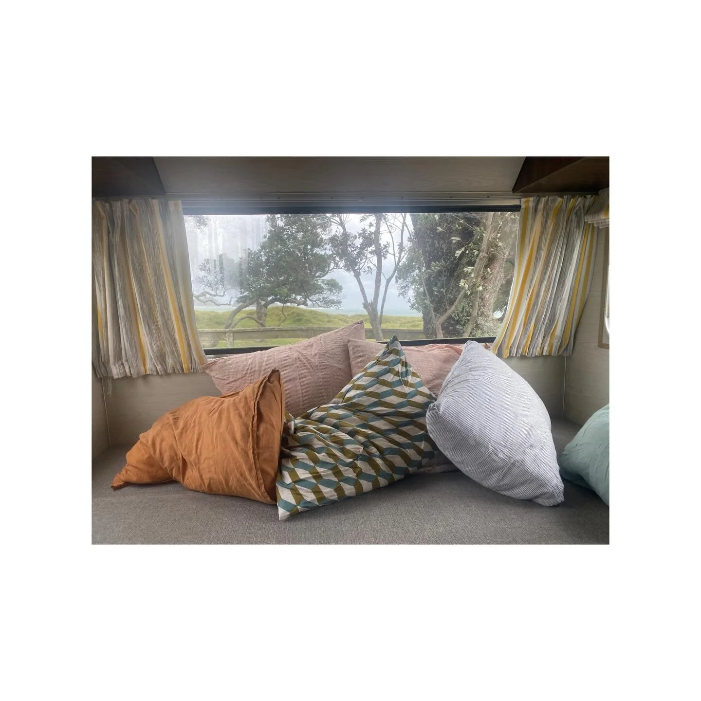 Pablo the 80s 3.3m caravan. Weathering the storm. Whananaki summer. 

#avillagestay #shorttermaccommodation #matakana #matakanavillage #matakanacoast stayhere bnb cottage airbnb 650onmatakana avillagestay modernrustic stay omaha warkworth mangawhai h